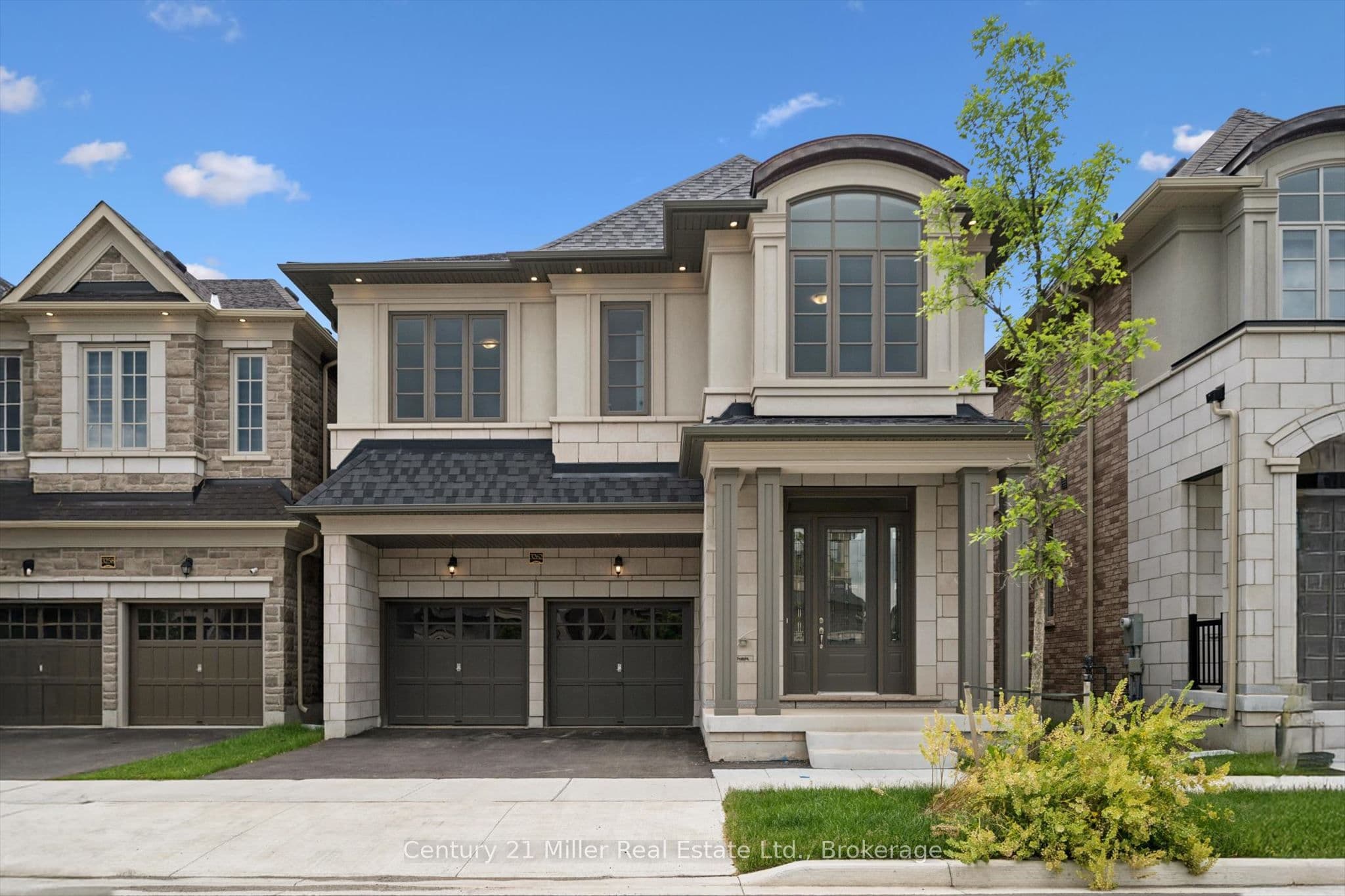 3262 Millicent Avenue, Oakville, ON L6H 0V8