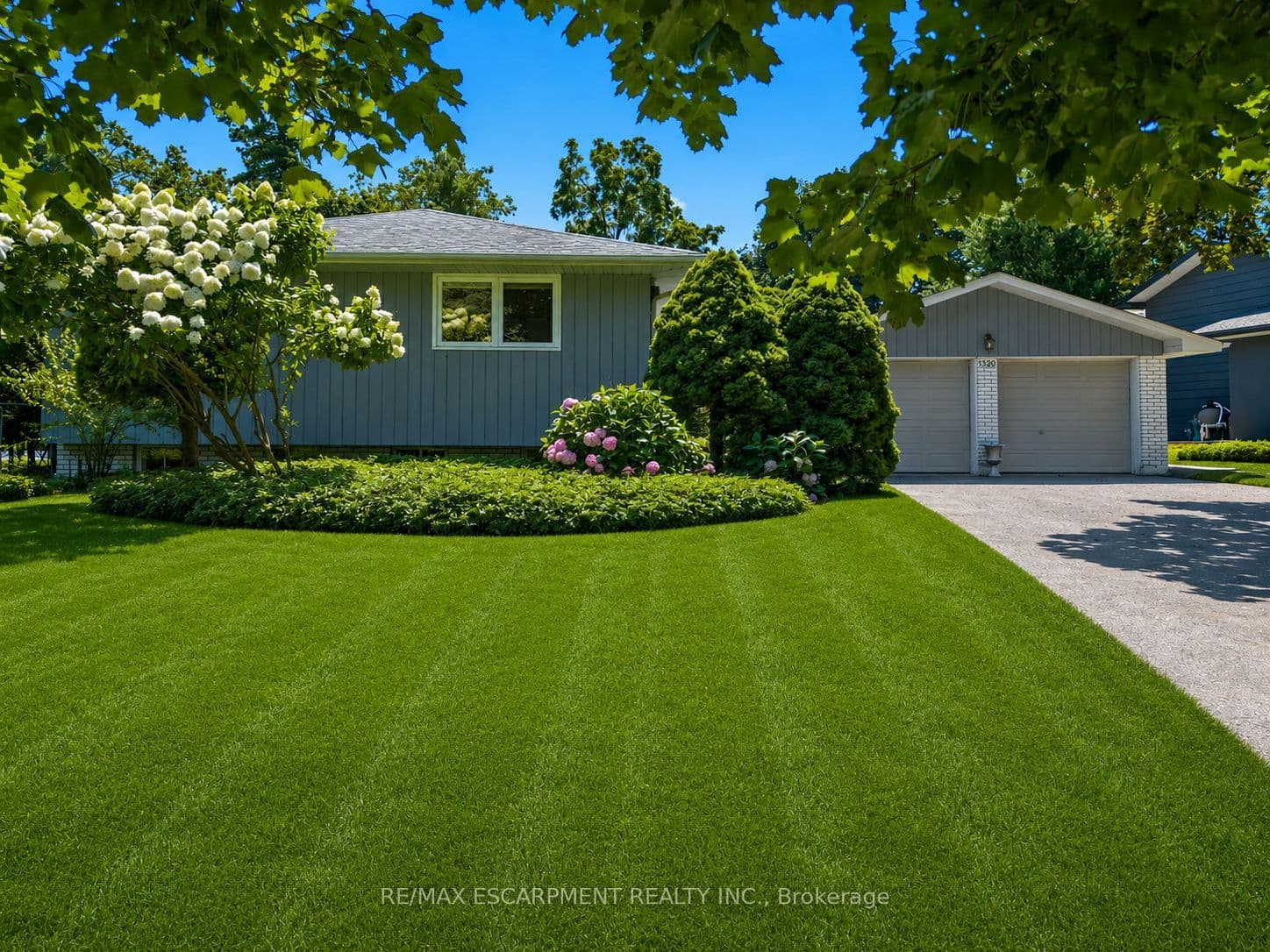 1320 Gatehouse Drive, Mississauga, ON L5H 1A5