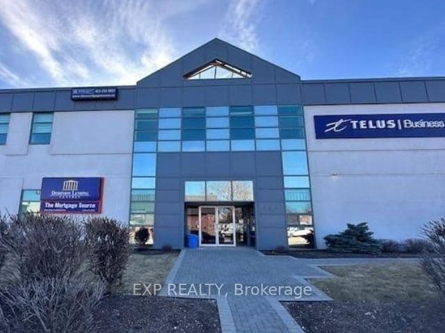 424 CATHERINE Street 200, Ottawa Centre, ON K1R 5T8