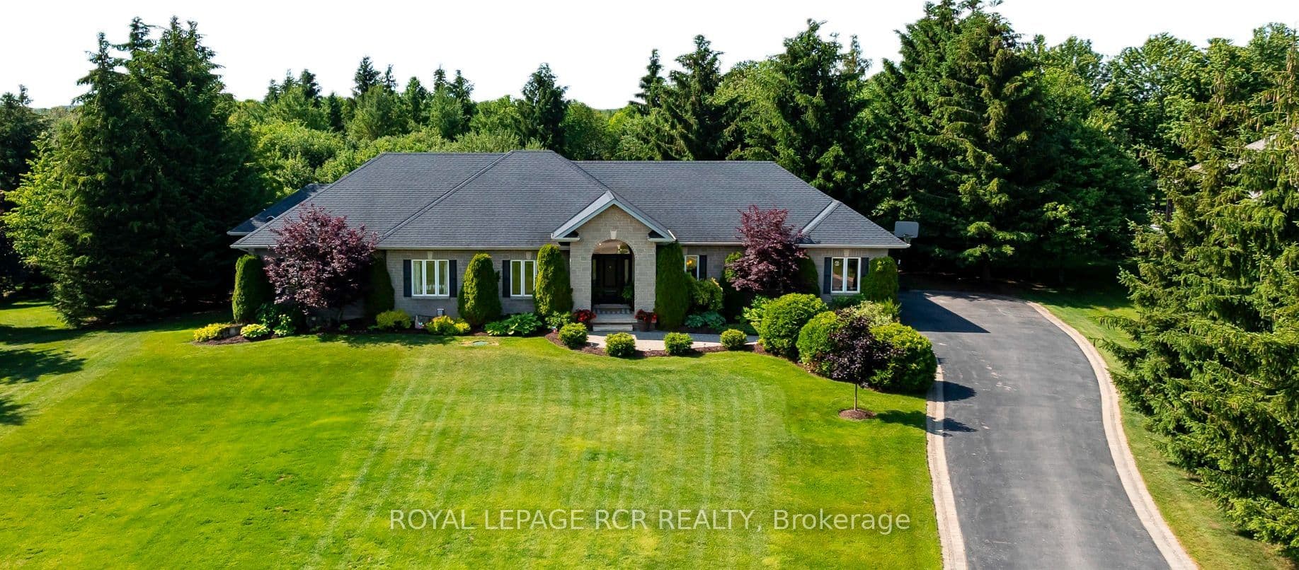 6 Brookhaven Crescent, East Garafraxa, ON L9W 7L9