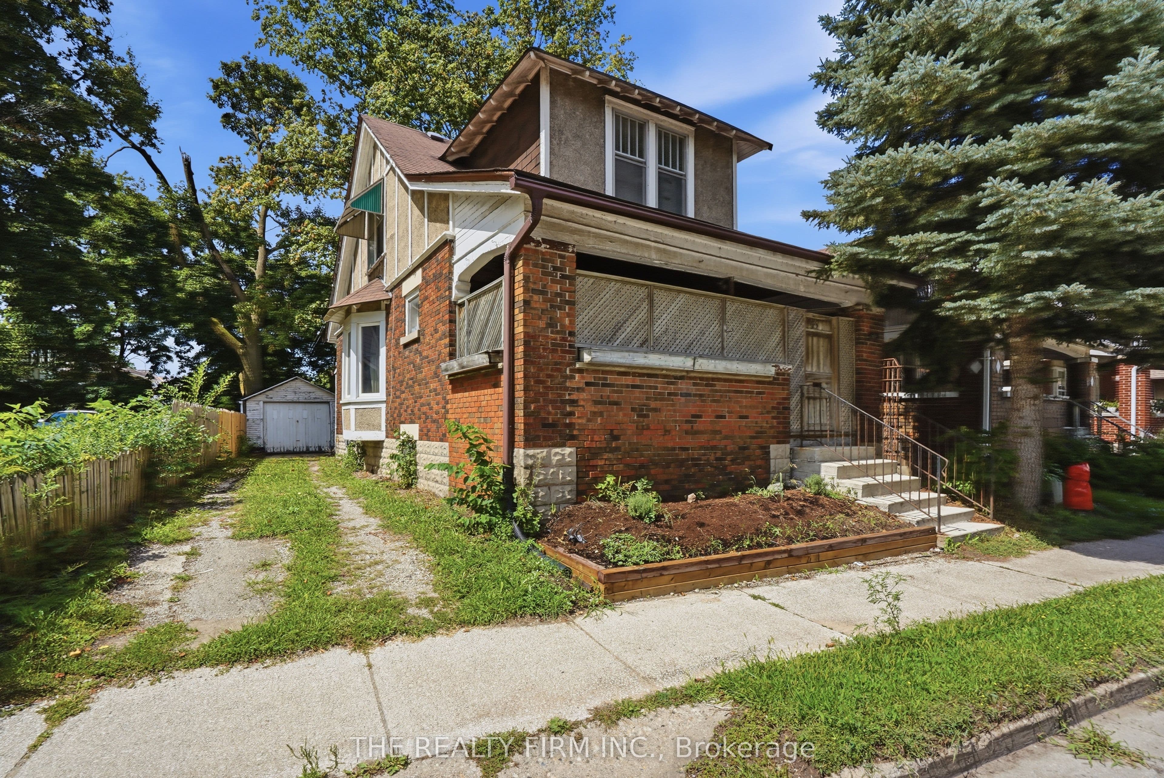 35 Wharncliffe Road S, London South, ON N6J 2J5