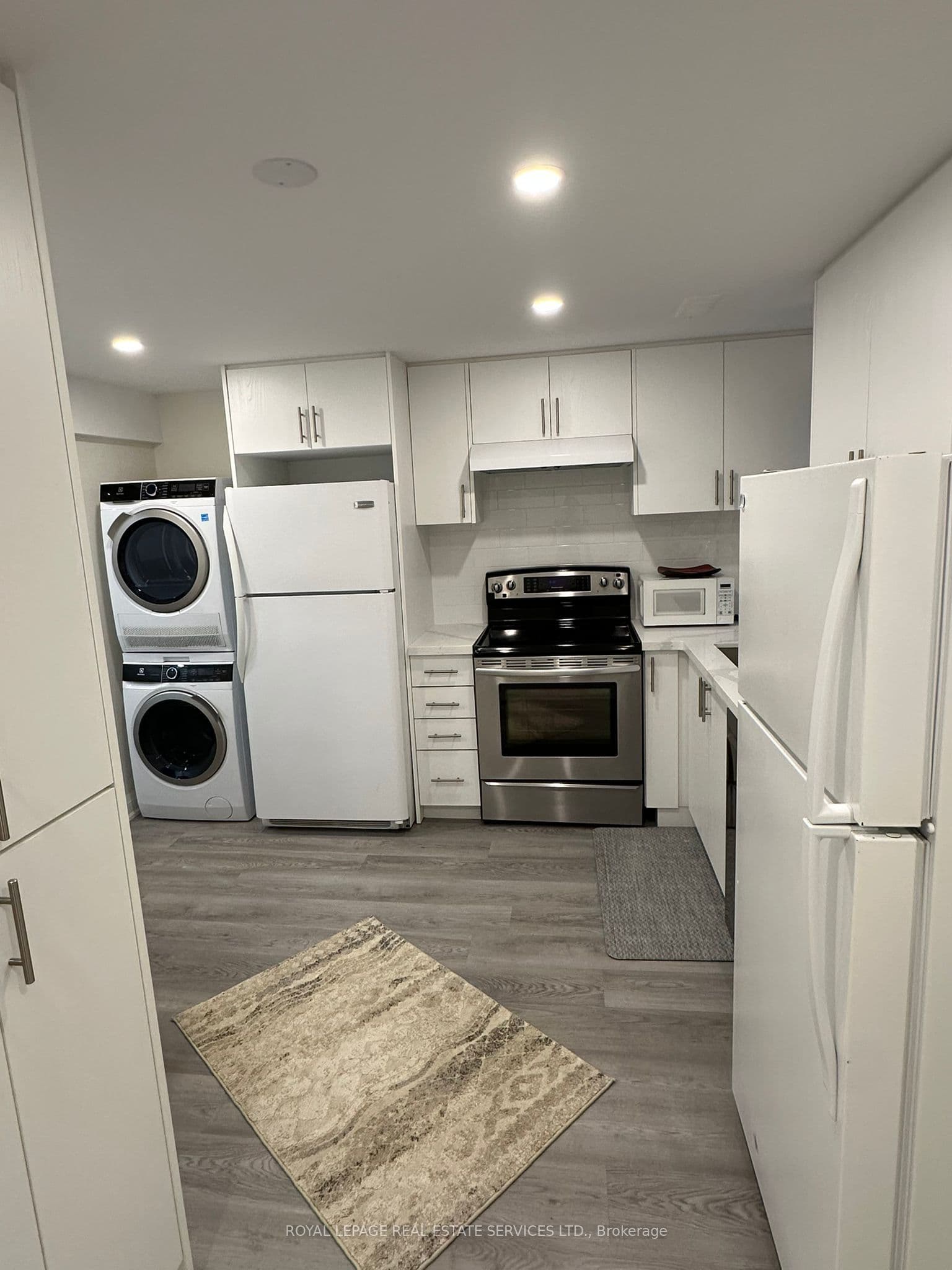 2389 Morrison Avenue Bsmt, Mississauga, ON L5C 3C6
