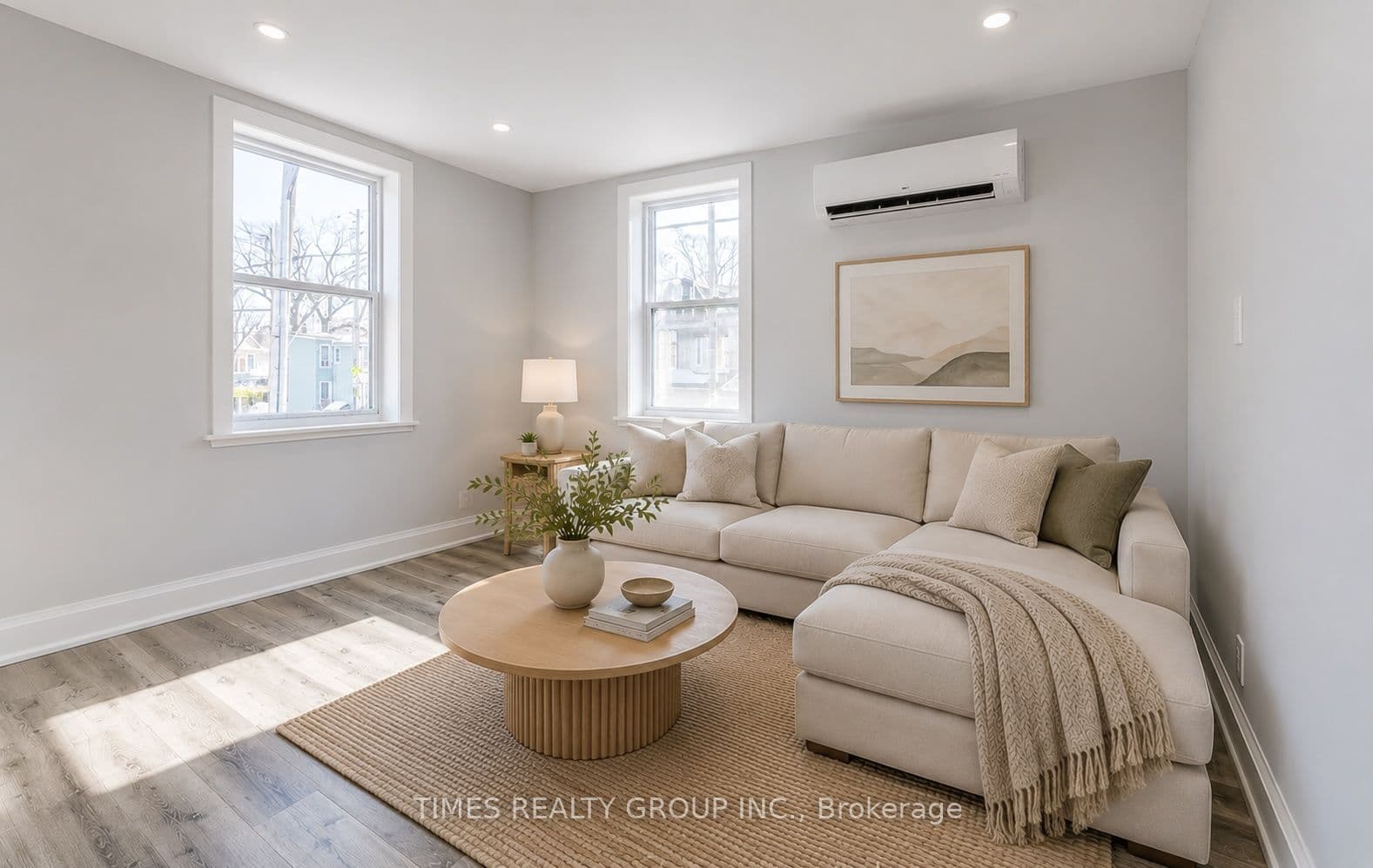 1480 Dundas Street E 5, Toronto, ON M4M 1S9
