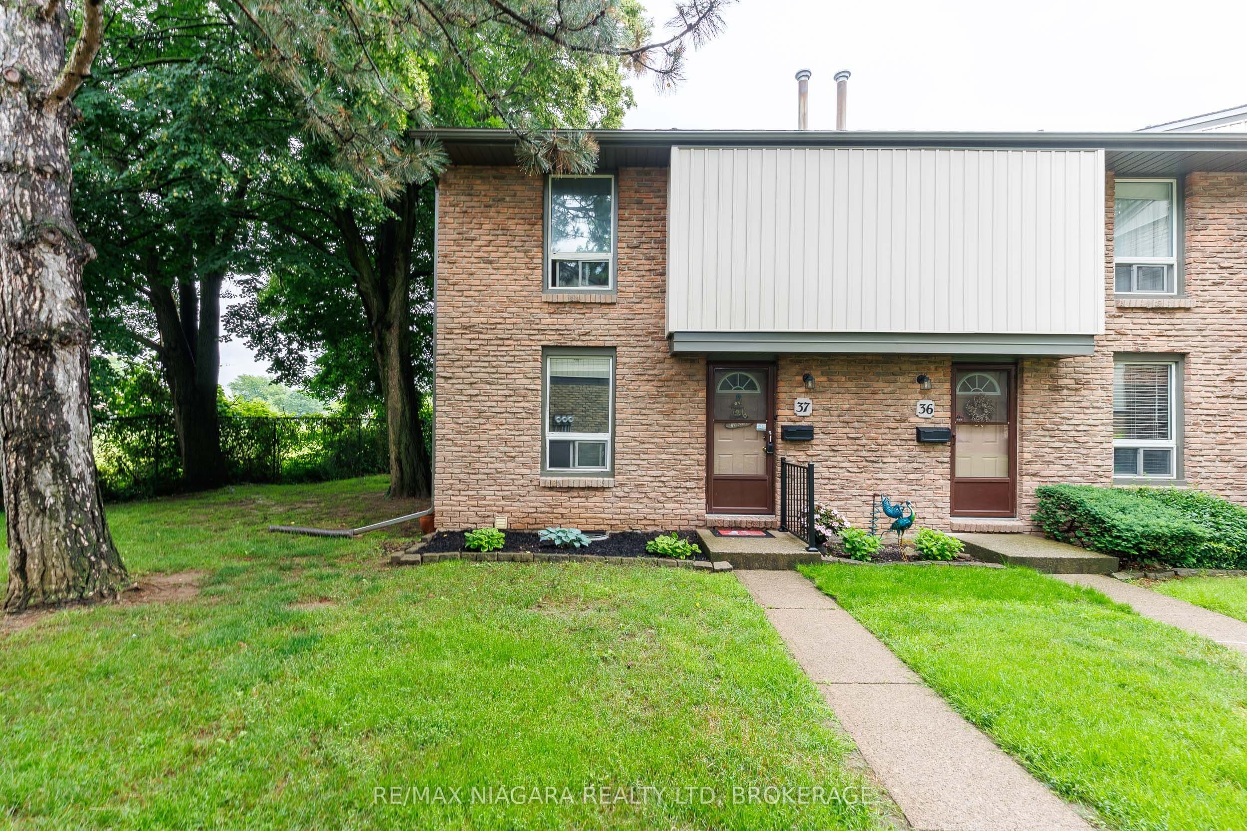 302 VINE Street 37, St. Catharines, ON L2M 7M6