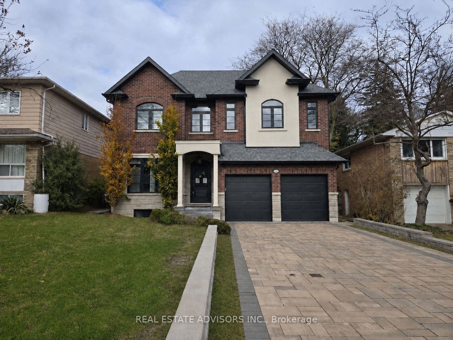 20 Arrowstook Road, Toronto, ON M2K 1J9