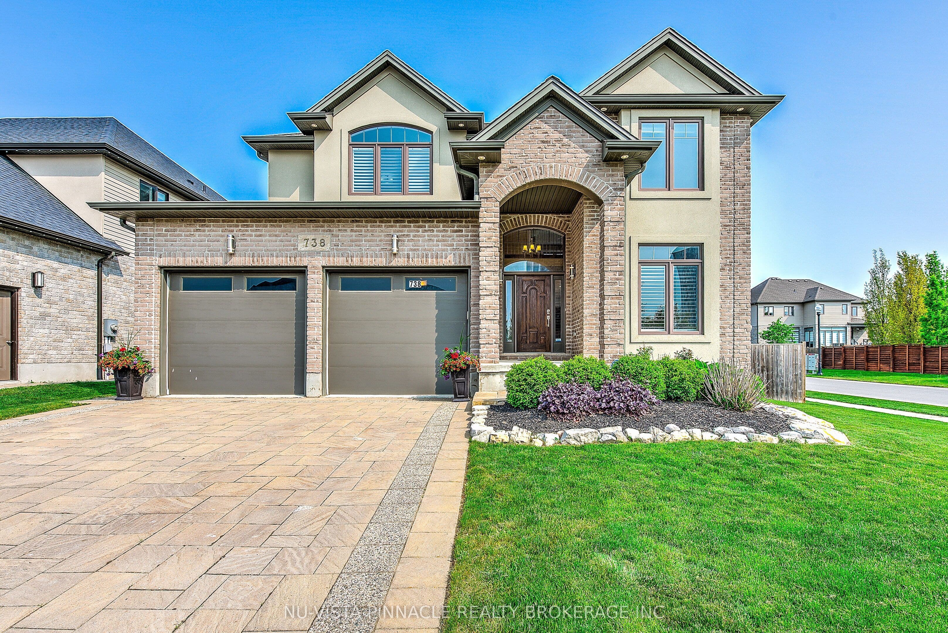 738 Hickoryridge Common, London North, ON N6G 0M9