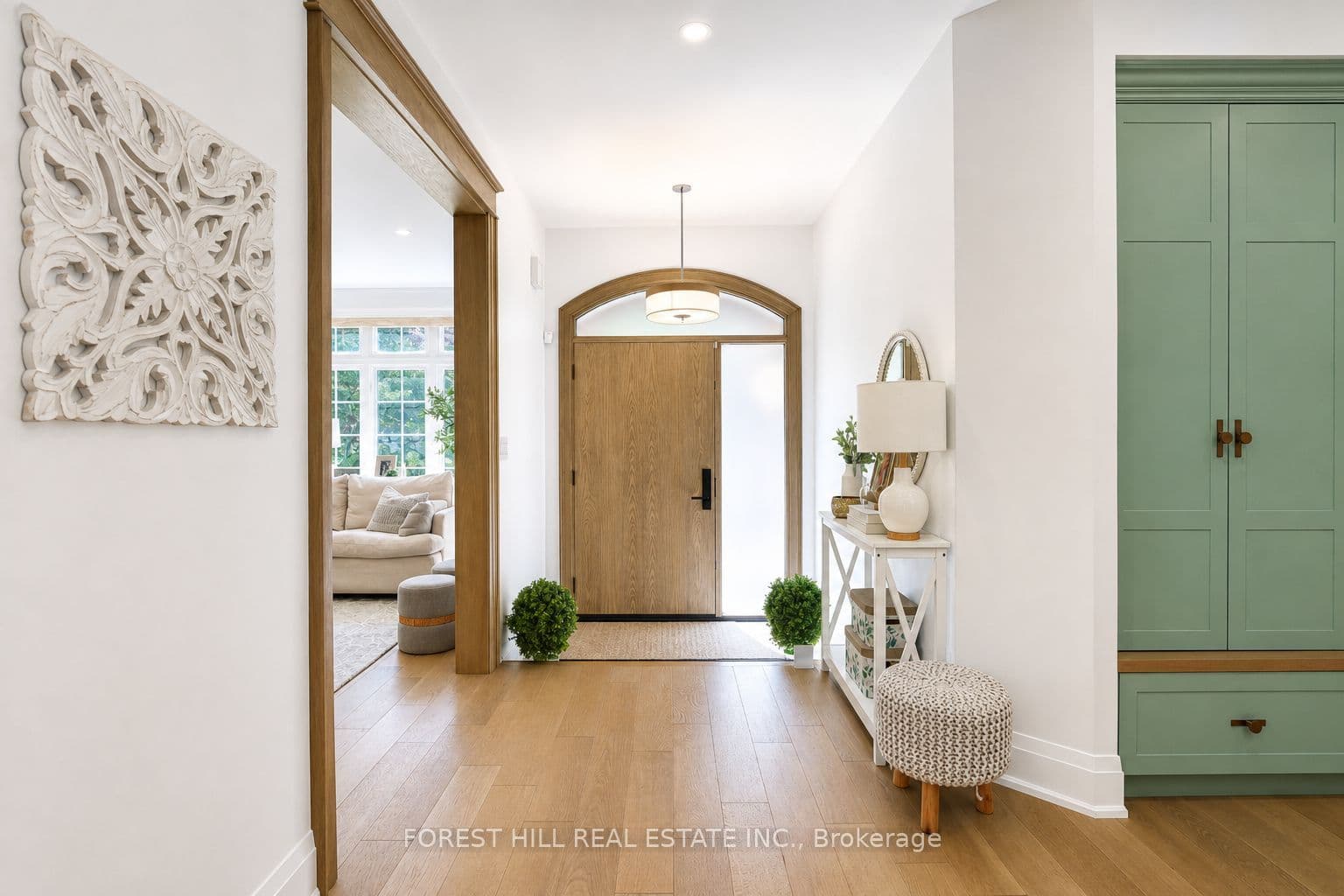 118 Pathlane Road, Richmond Hill, ON L4B 4R1