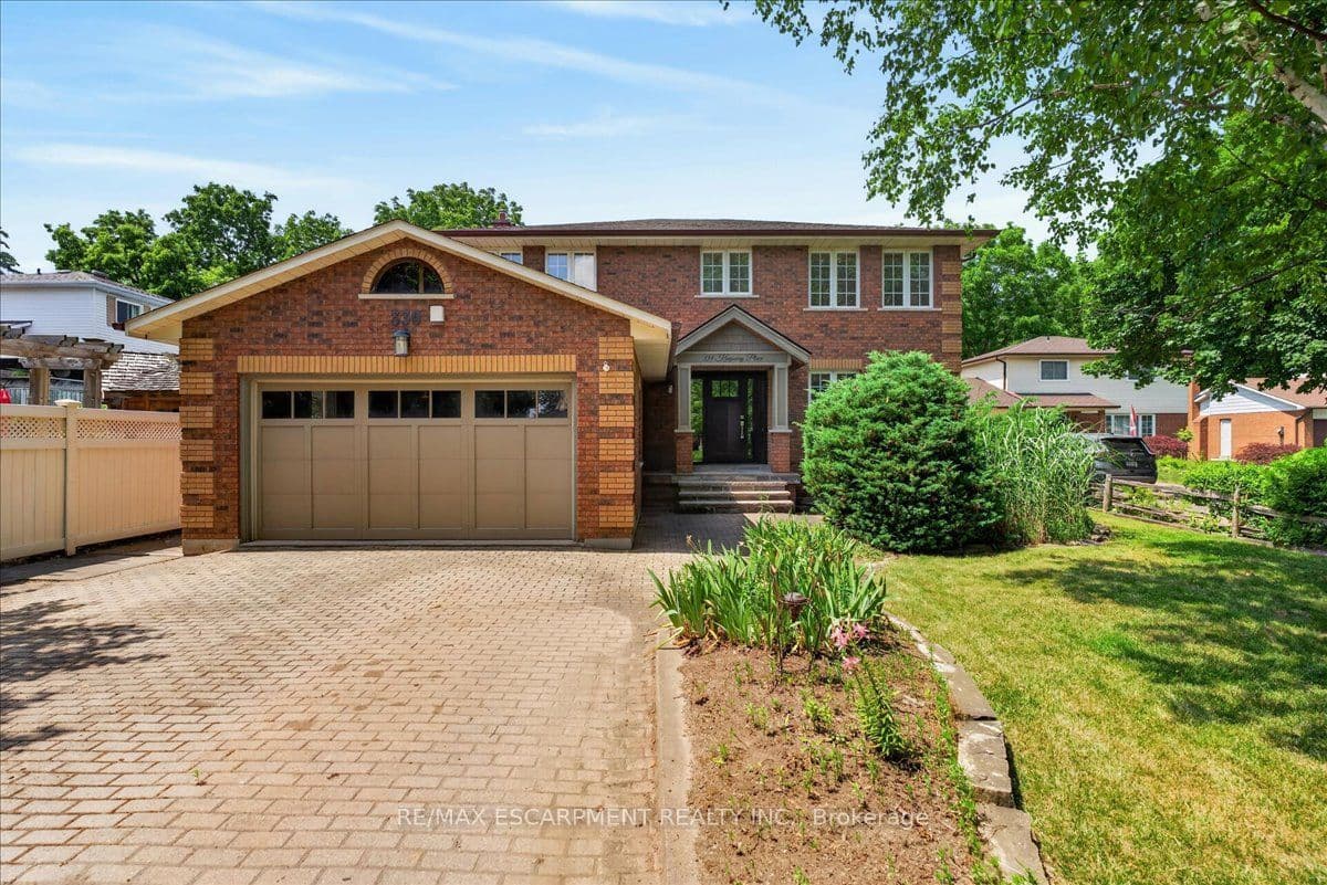 339 Kingsway Place, Milton, ON L9T 4C8