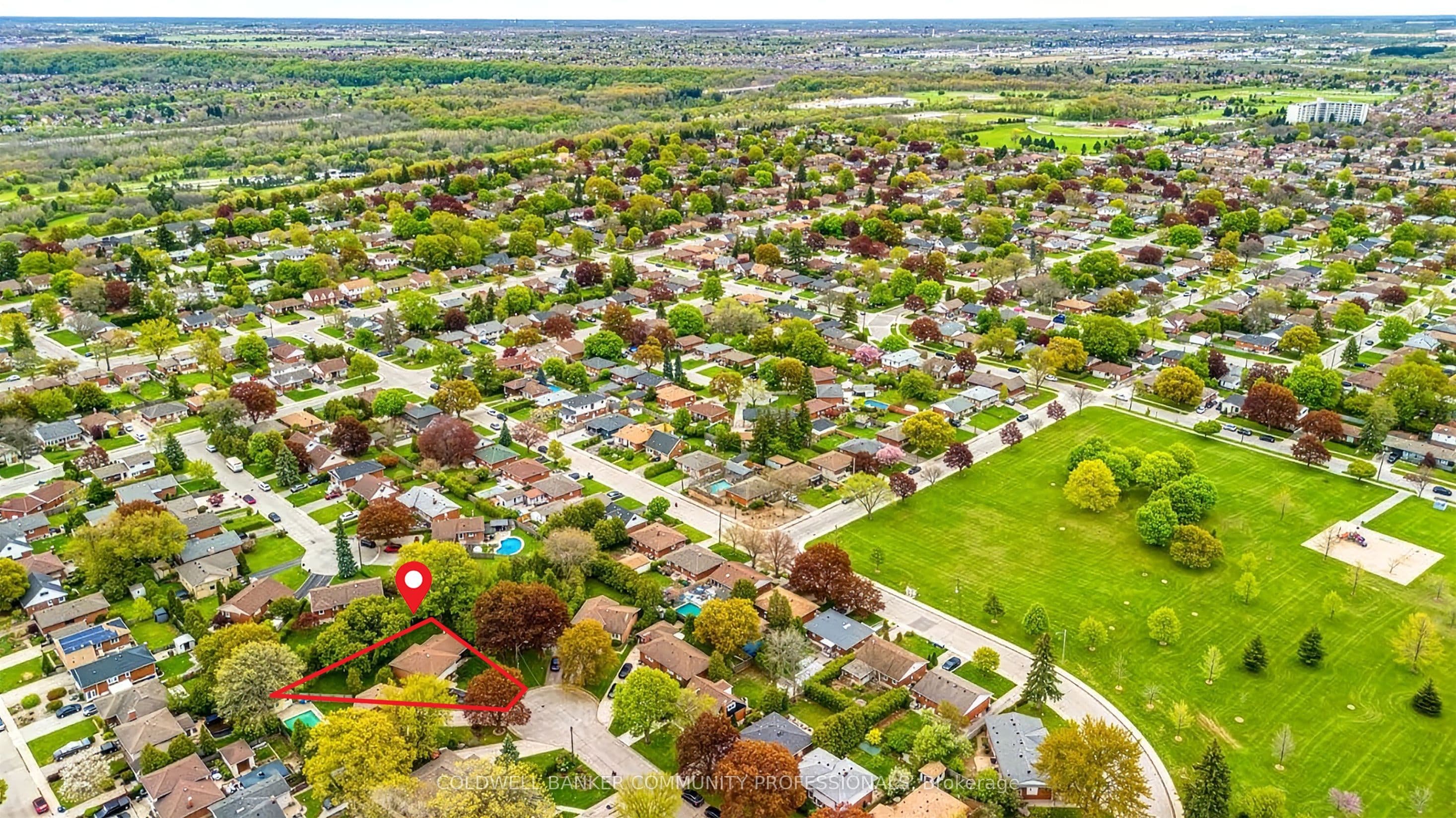 23 Keen Court, Hamilton, ON L8T 1W5