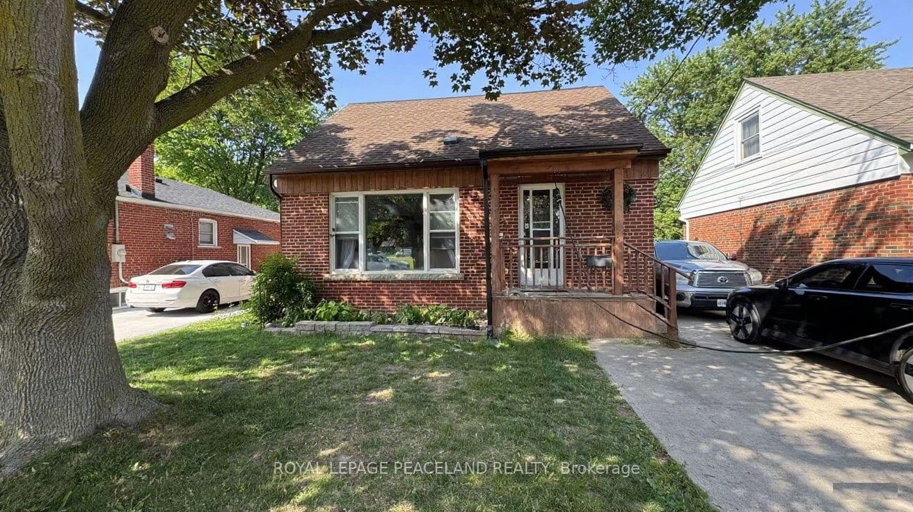 19 Tardree Place UPPER, Toronto, ON M1R 3X2