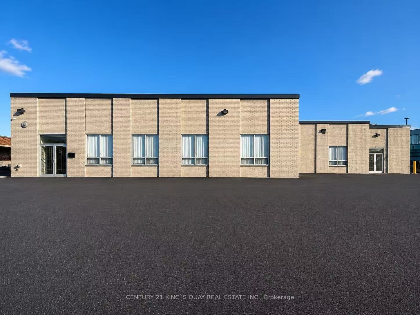30 Emblem Court, Toronto, ON M1S 1B1