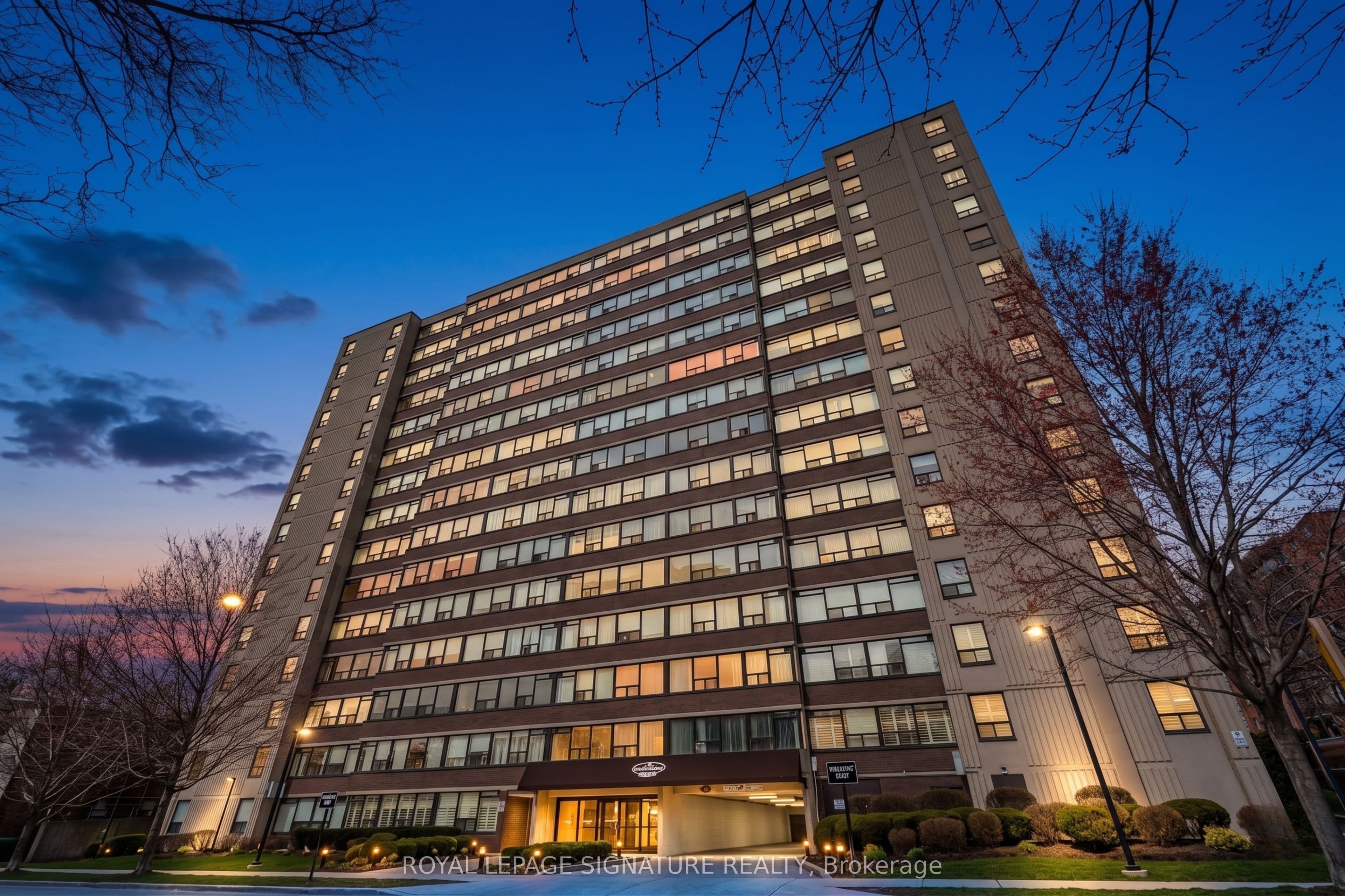 120 Duke Street 1503, Hamilton, ON L8P 4T1