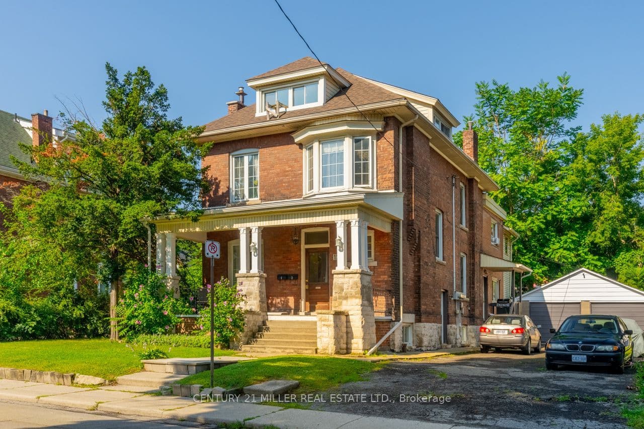 124 Gladstone Avenue, Hamilton, ON L8M 2H9