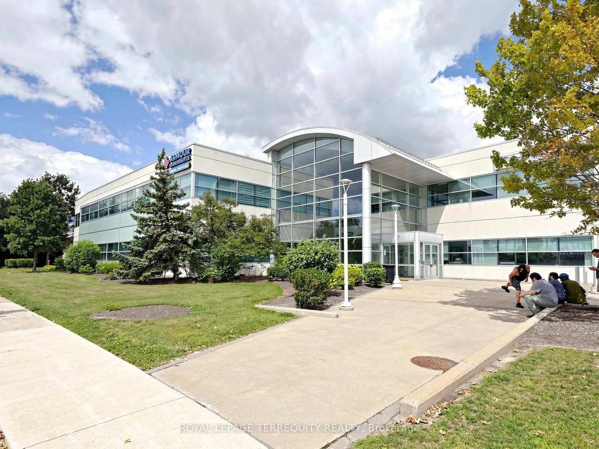 2345 Argentia Road 201B- Room 210, Mississauga, ON L5N 2X7