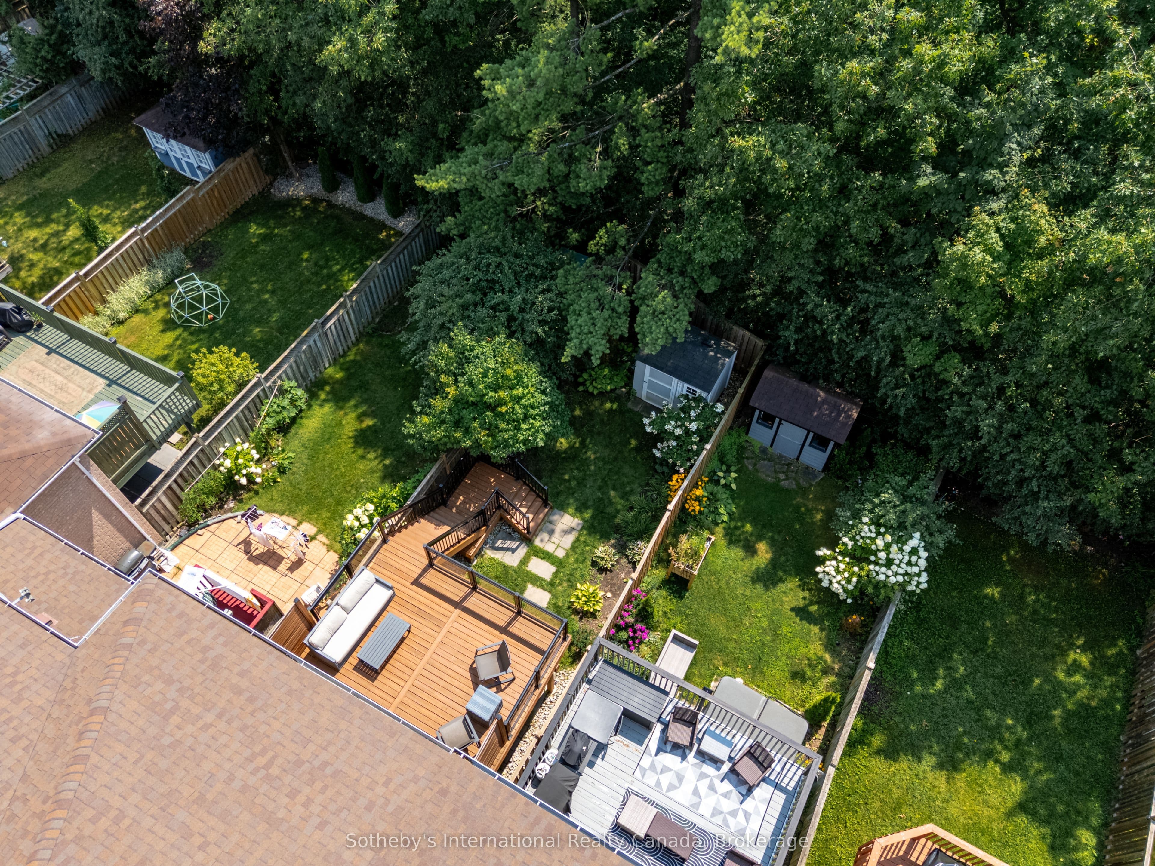 339 Ravineview Way, Oakville, ON L6H 6S6