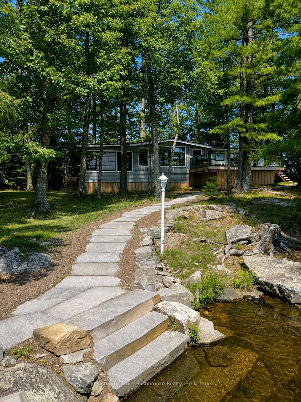 456 Eilean Gowan Island, Bracebridge, ON P1P 1R2