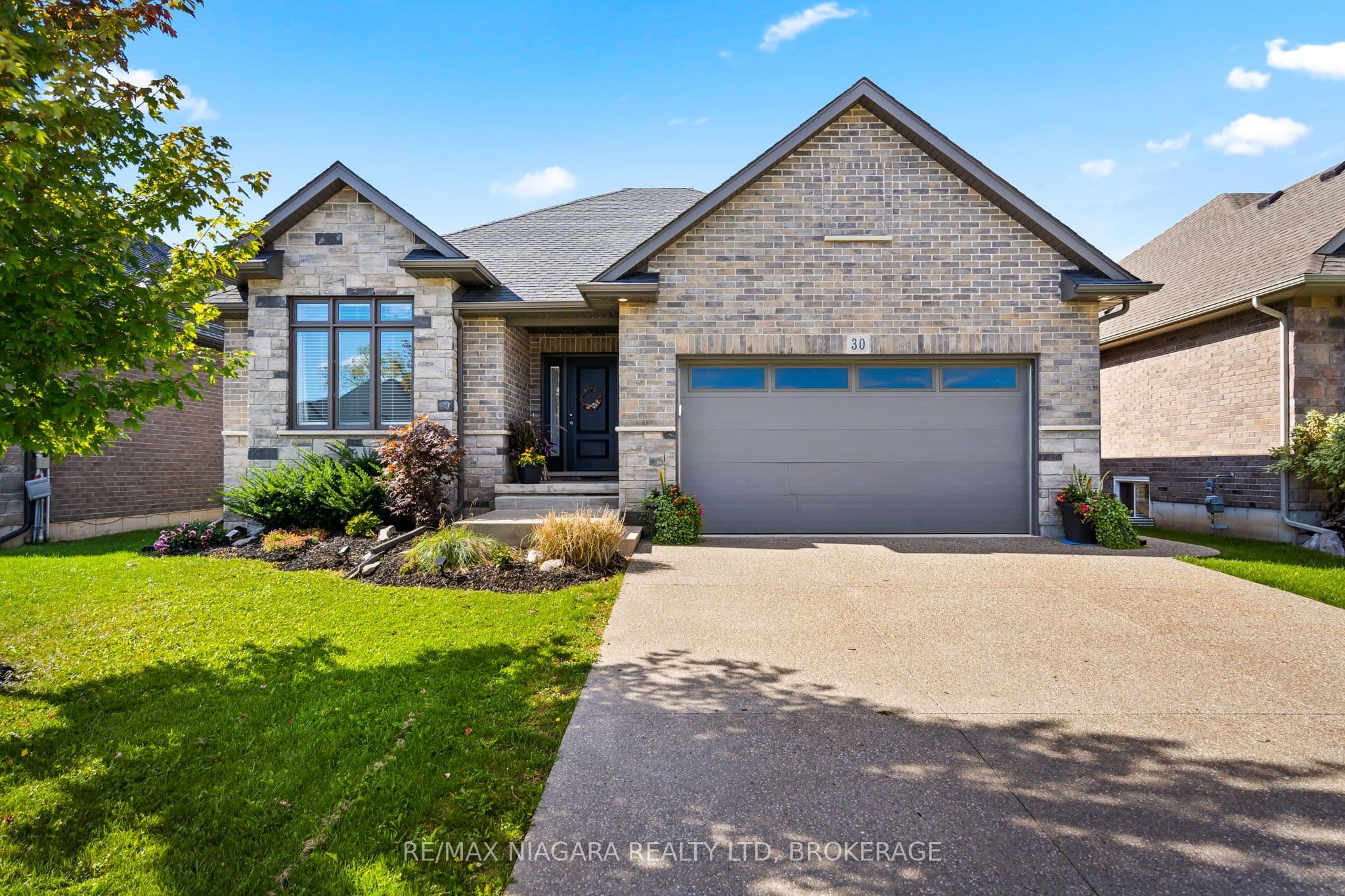 30 Renfield Street, Port Colborne, ON L3K 0A7