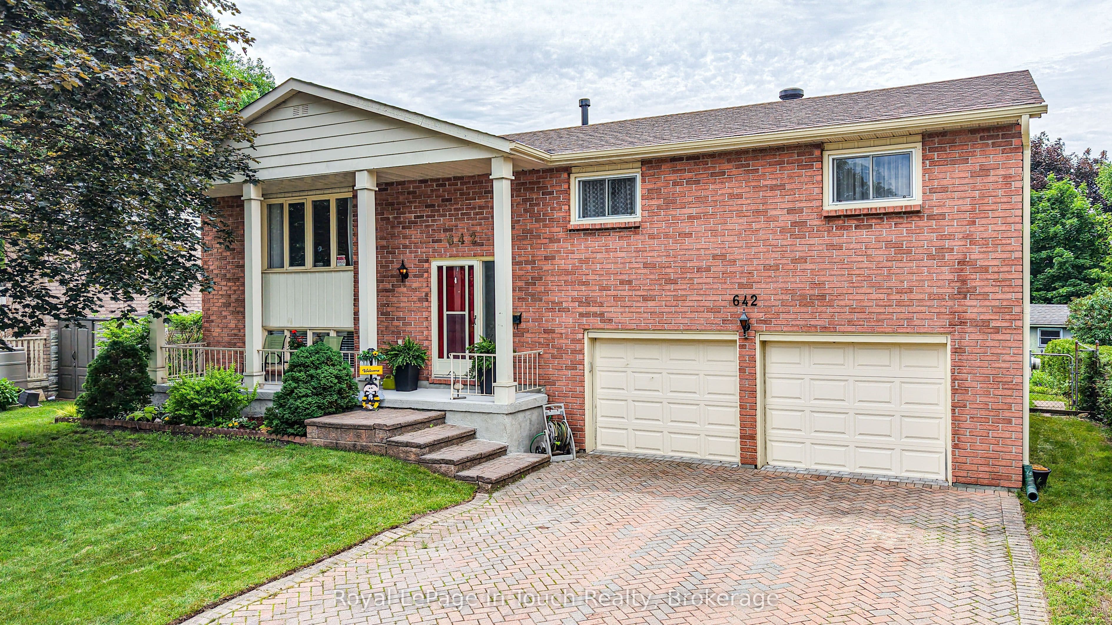 642 Randles Crescent, Midland, ON L4R 4V4