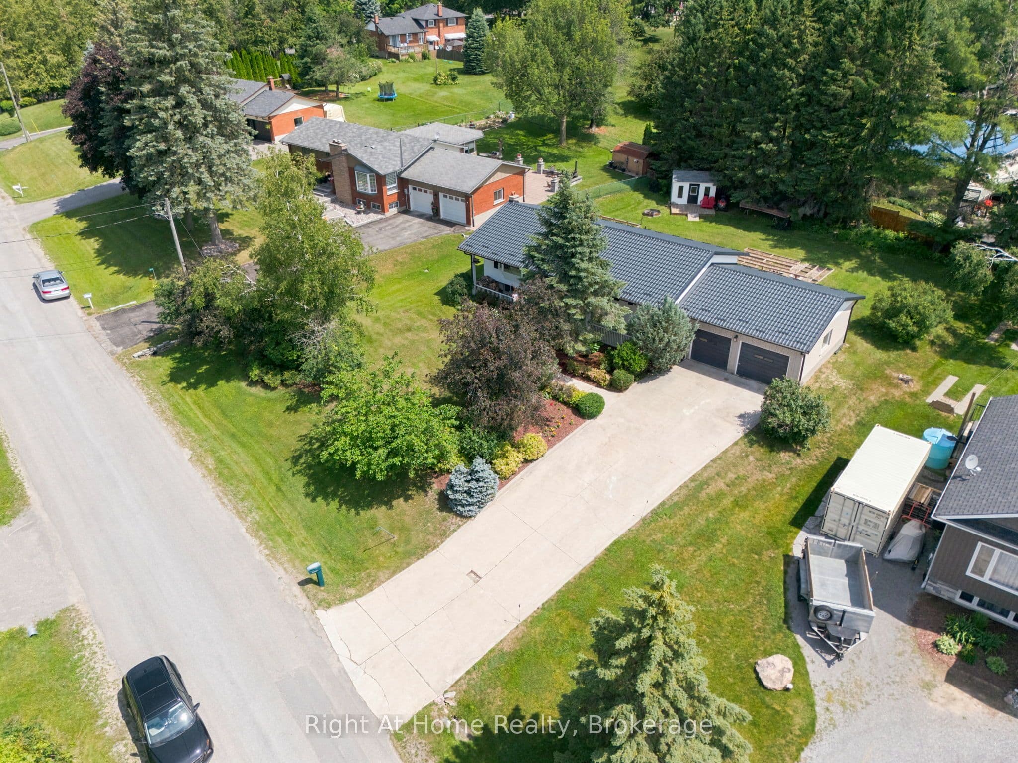 659 Foley Road, Selwyn, ON K0L 1T0