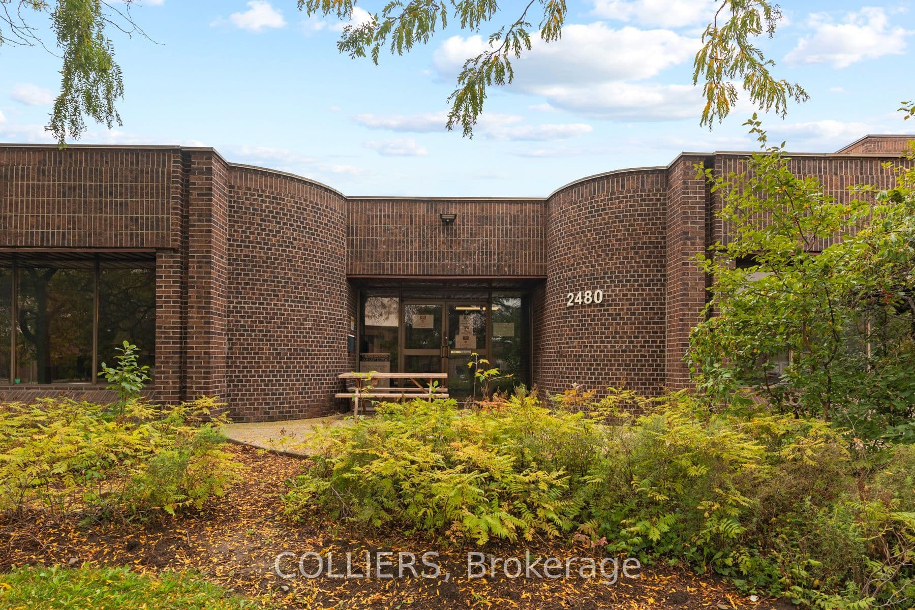 2480 Tedlo Street, Mississauga, ON L5A 3V3