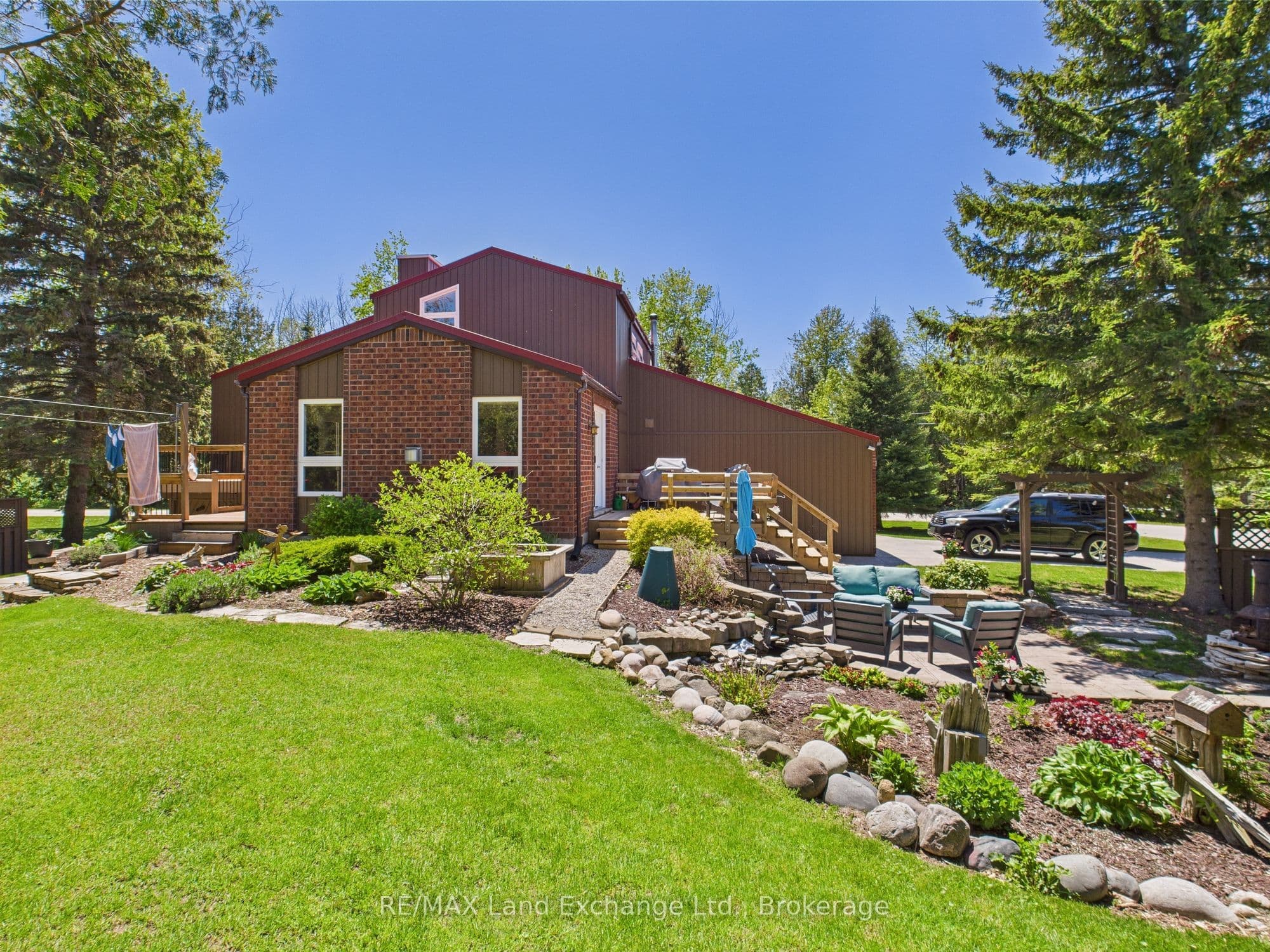 40 Eastwood Crescent, Kincardine, ON N2Z 2X6