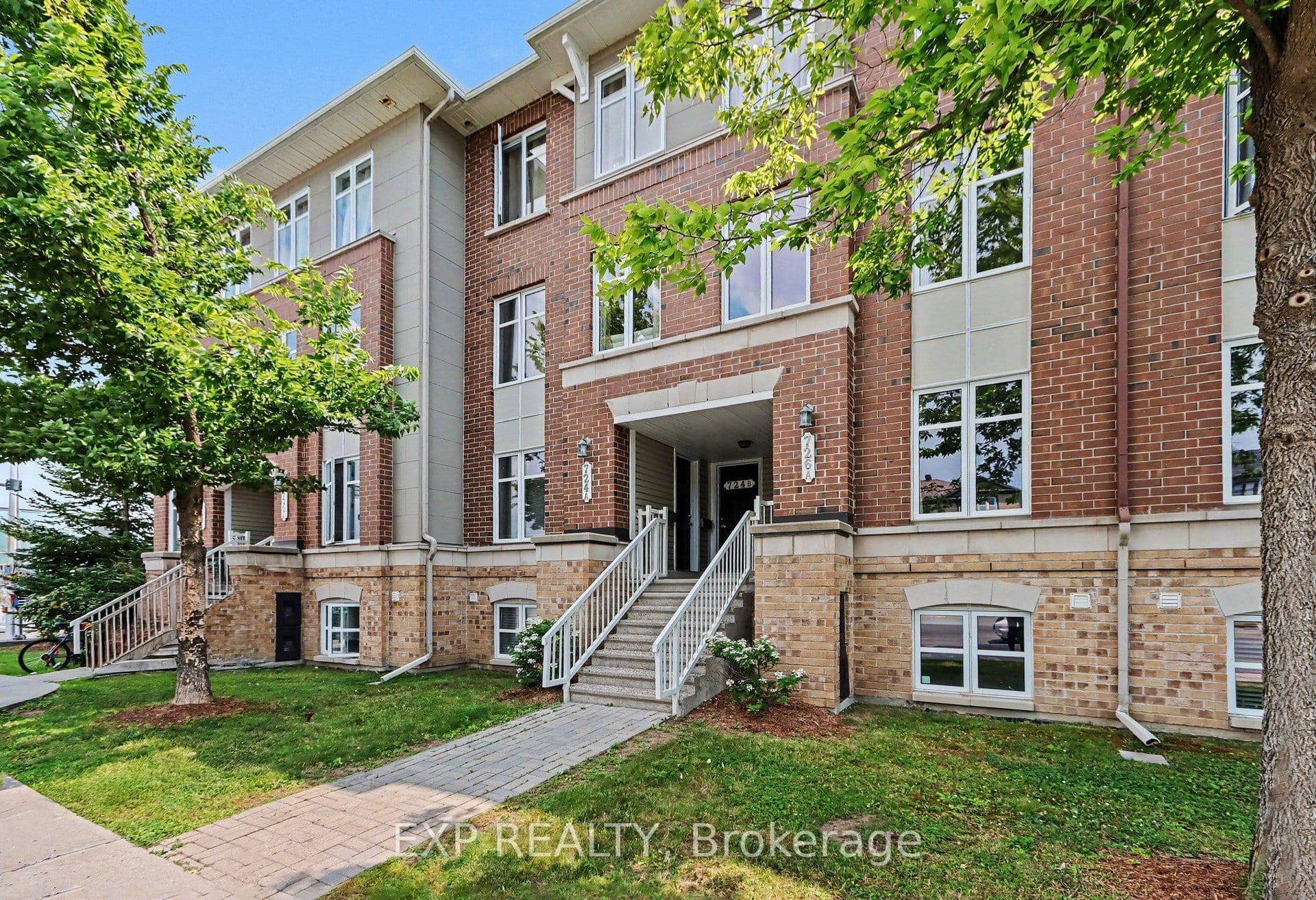 724A Chapman Mills Drive, Barrhaven, ON K2J 3V2