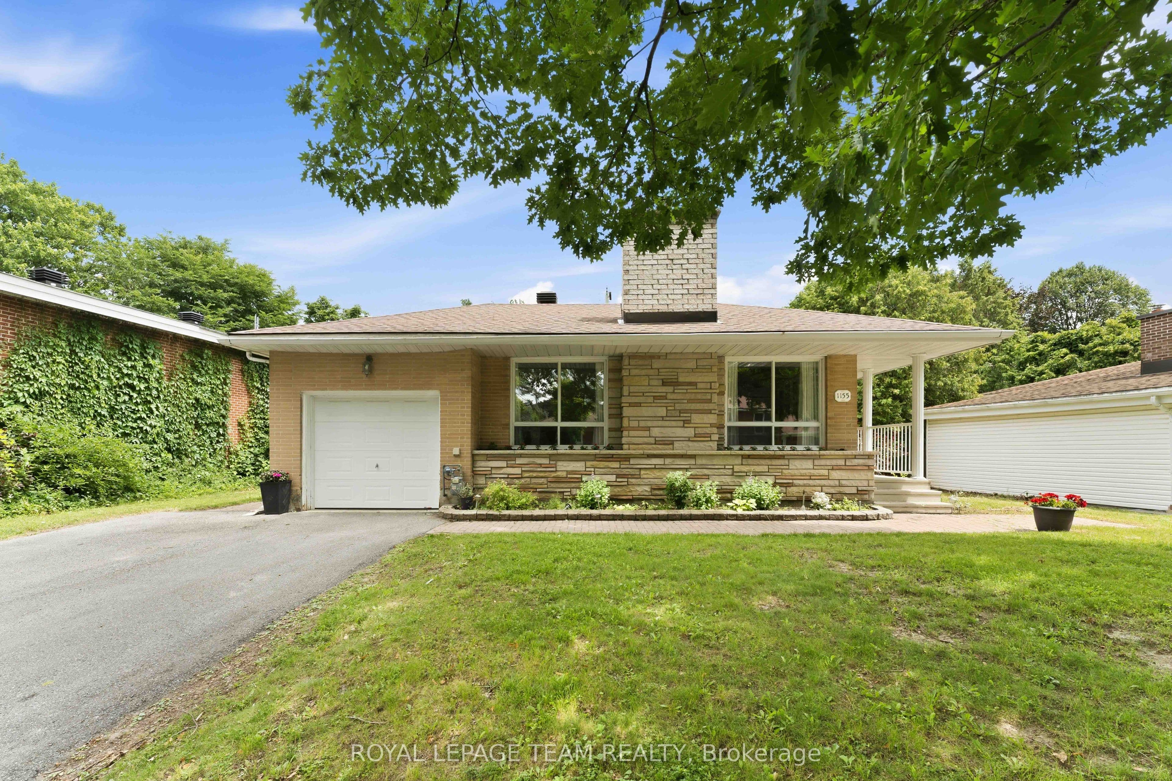1155 Agincourt Road, Belair Park - Copeland Park and Area, ON K2C 2H8