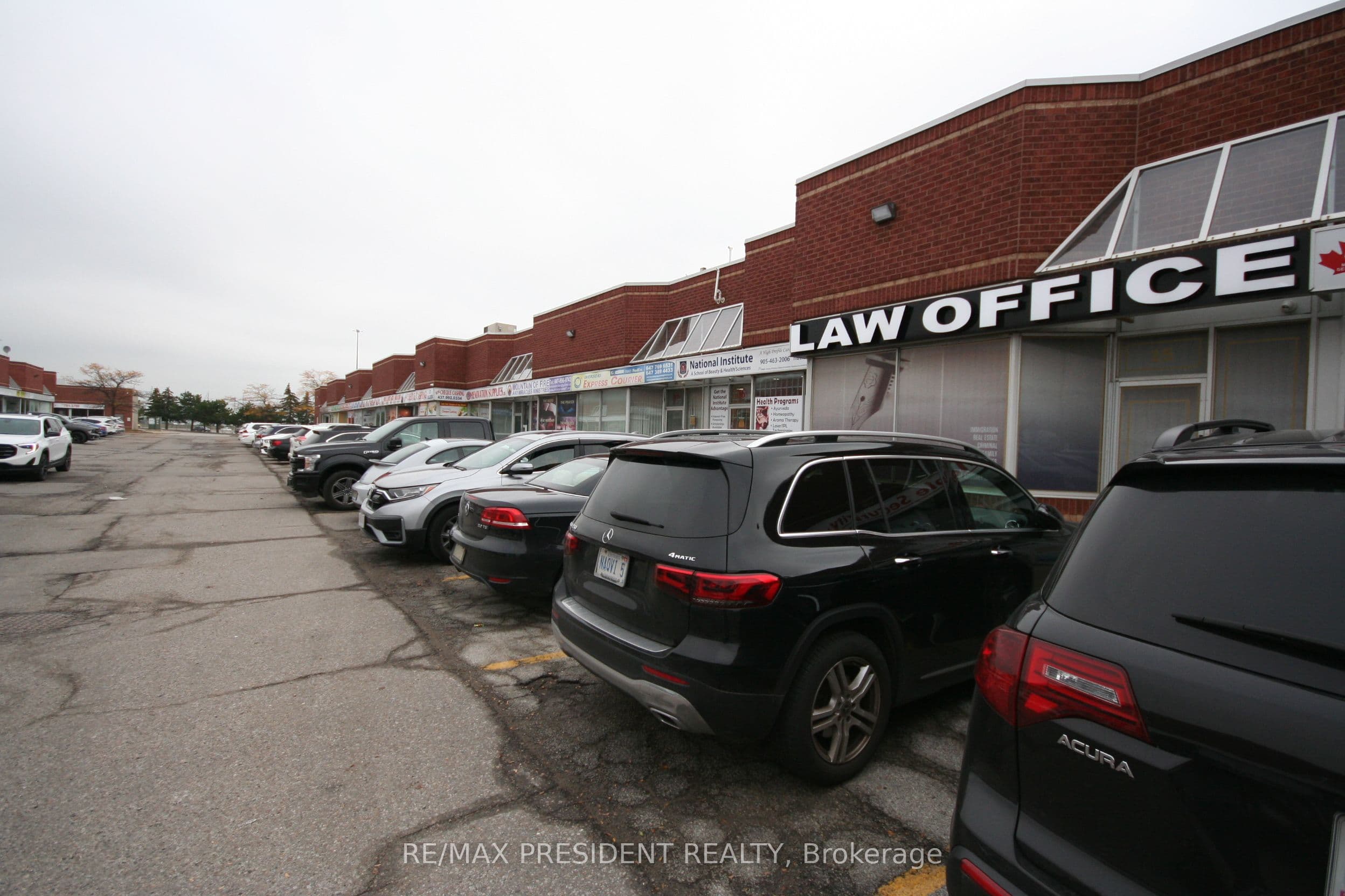 7955 Torbram Road 15, Brampton, ON L6T 5B9