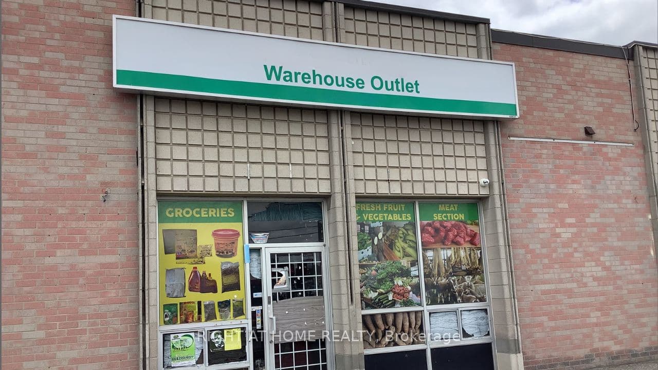 5 Stafford Drive, Brampton, ON L6W 1L3