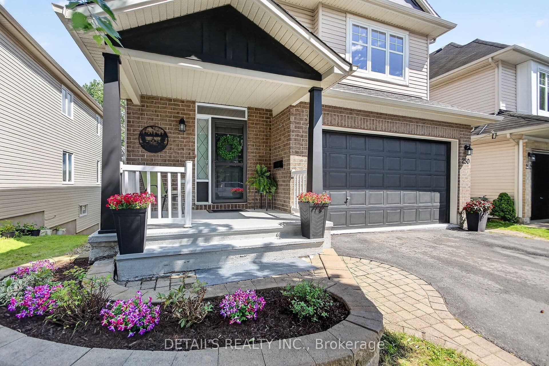 250 Flodden Way, Barrhaven, ON K2G 7E1