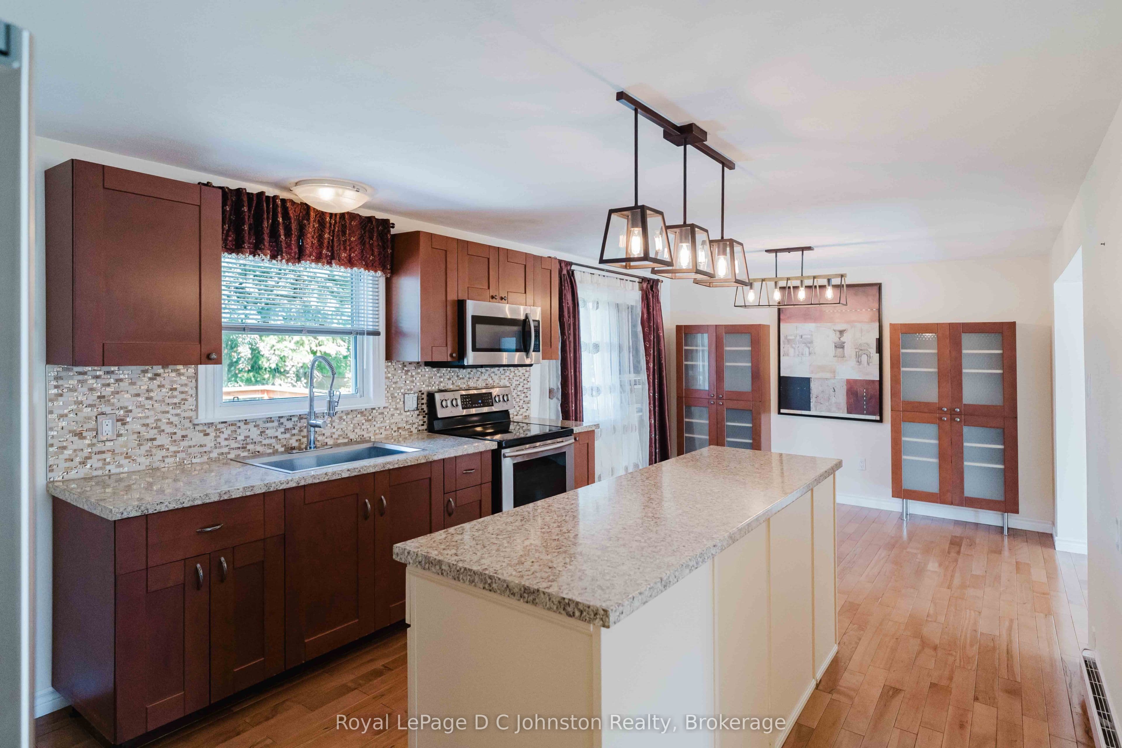 19 Smith Street, Kincardine, ON N0G 2T0