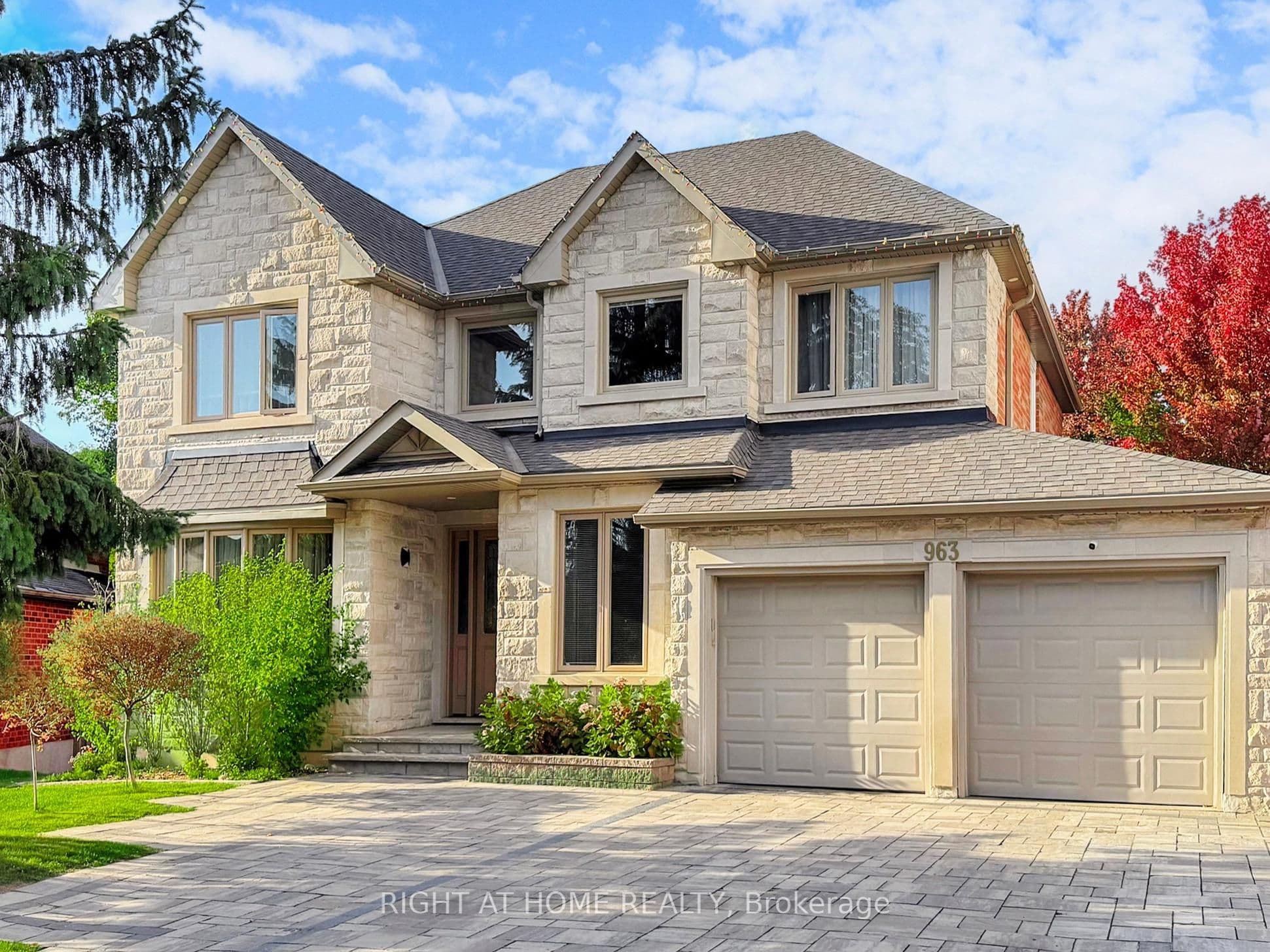 963 Northern Prospect Crescent, Newmarket, ON L3X 1N8