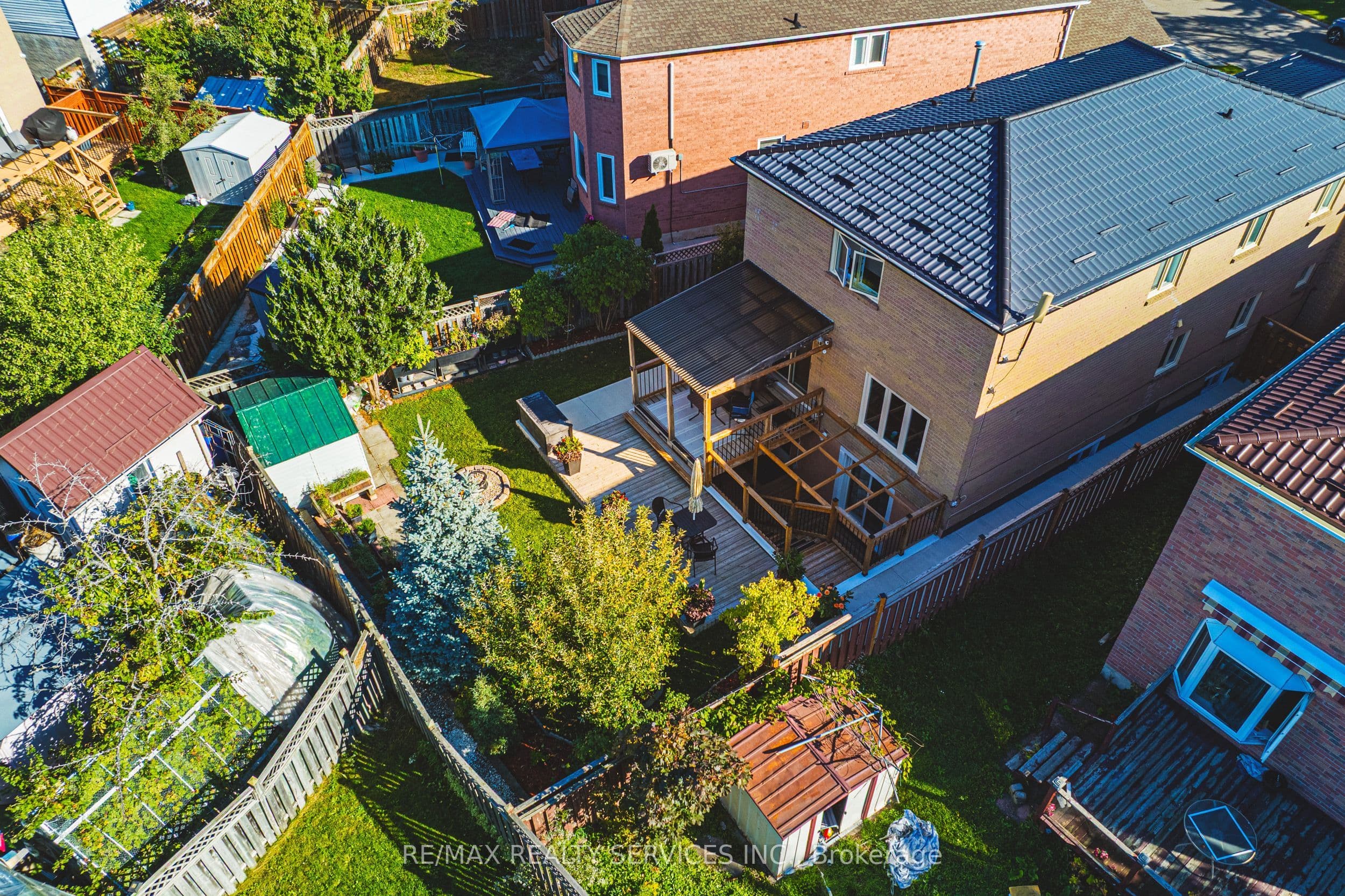 4322 Waterford Crescent, Mississauga, ON L5R 2B3