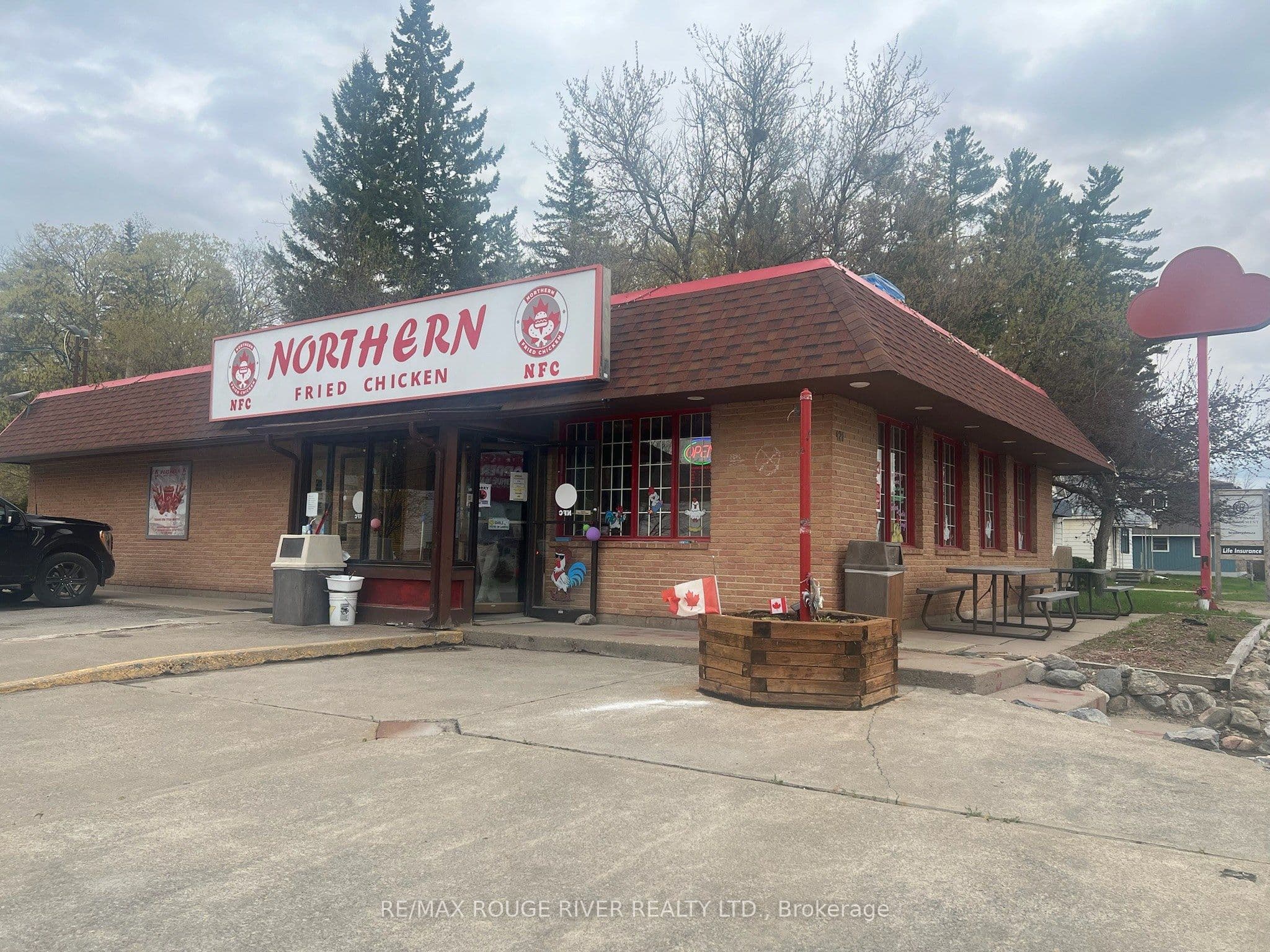 121 Hastings Street N, Bancroft, ON K0L 1C0