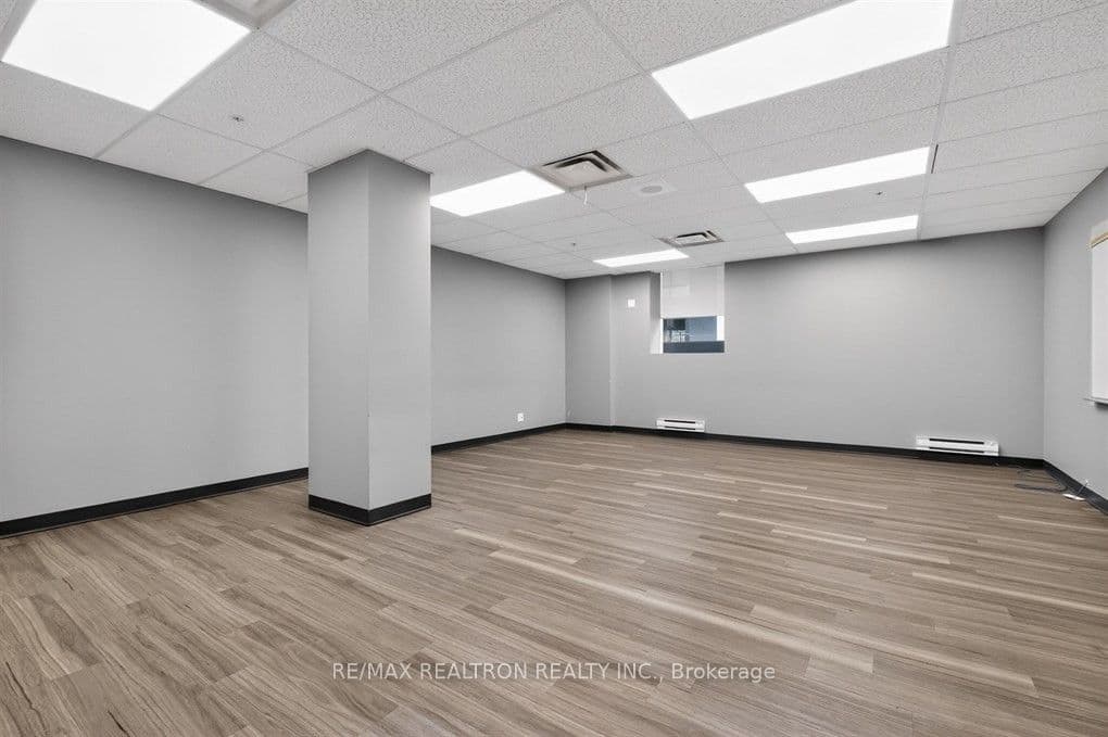 685 Sheppard Avenue E G01, Toronto, ON M2K 1B6
