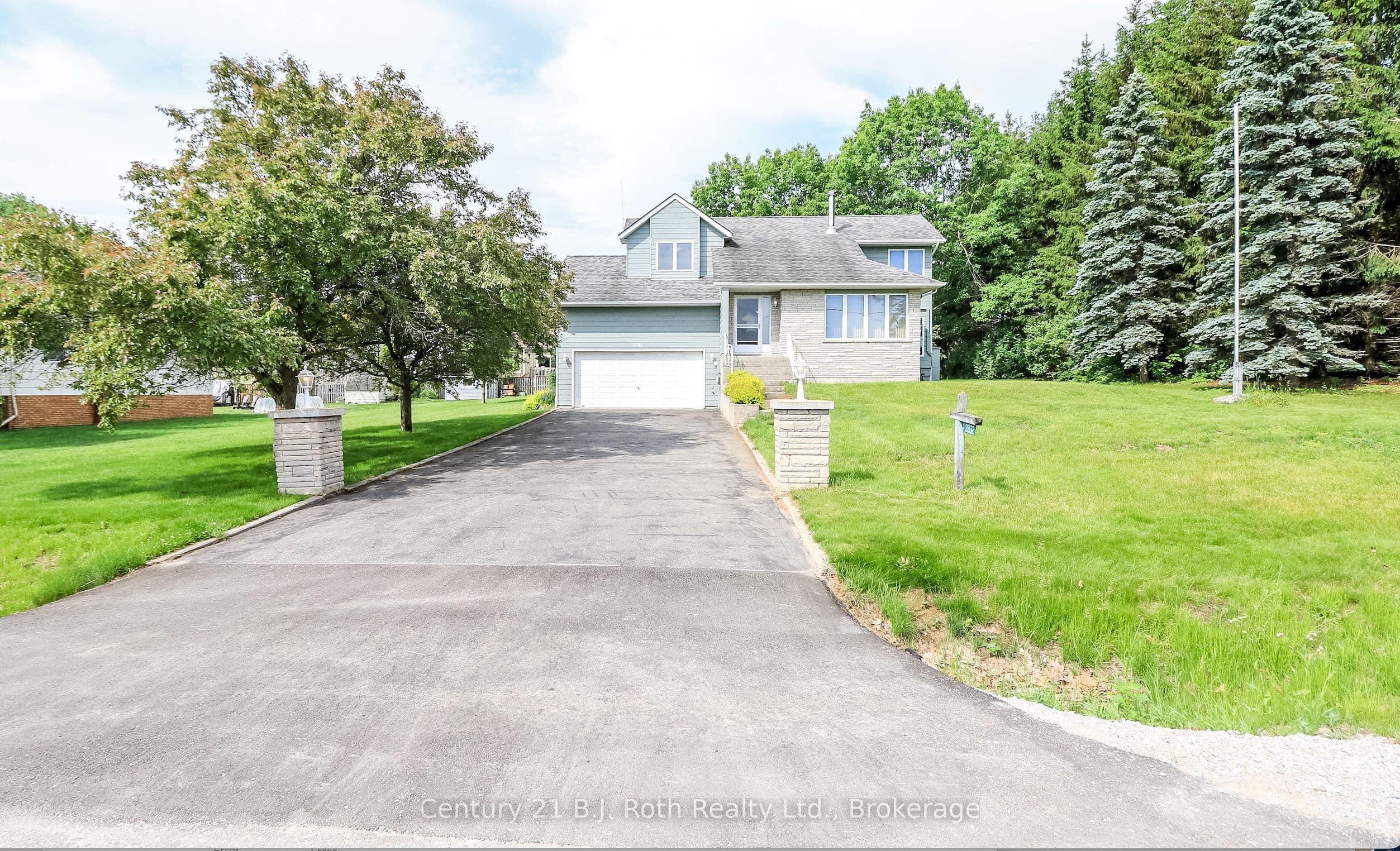 3332 Grayshott Drive, Severn, ON L3V 0Y4