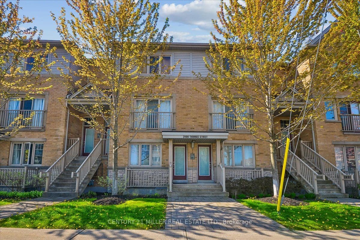 3100 Thomas Street 7, Mississauga, ON L5M 0T2