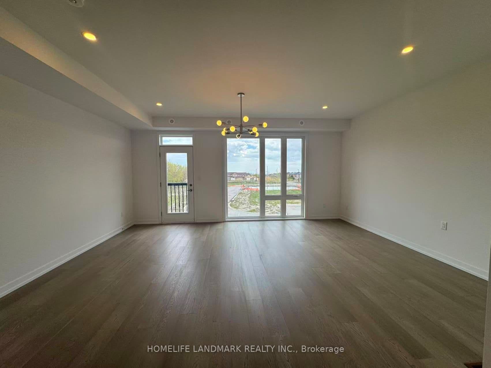 17 Bancroft Lane, Richmond Hill, ON L4E 1M1