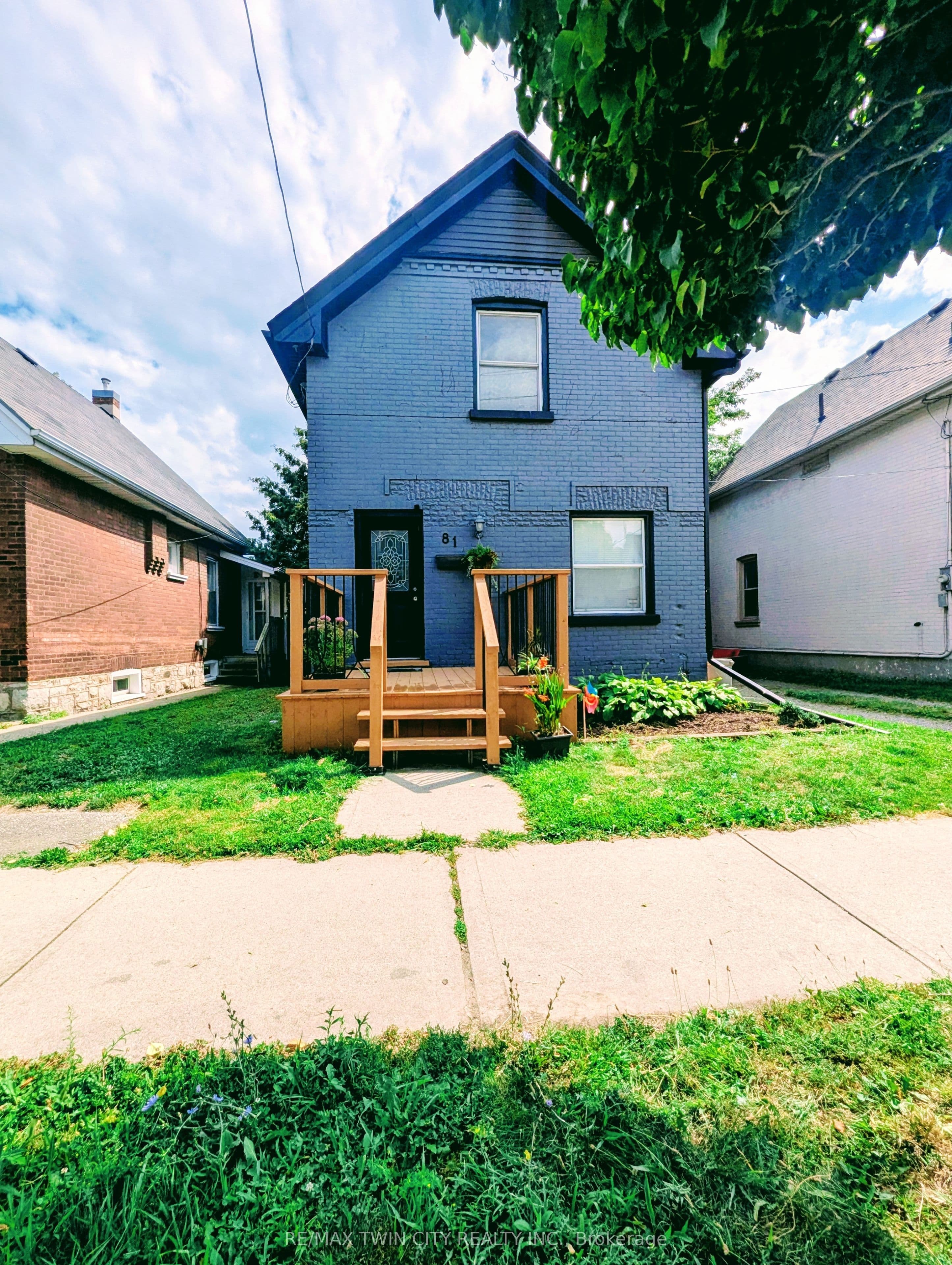 81 Grey Street, Brantford, ON N3T 2T4