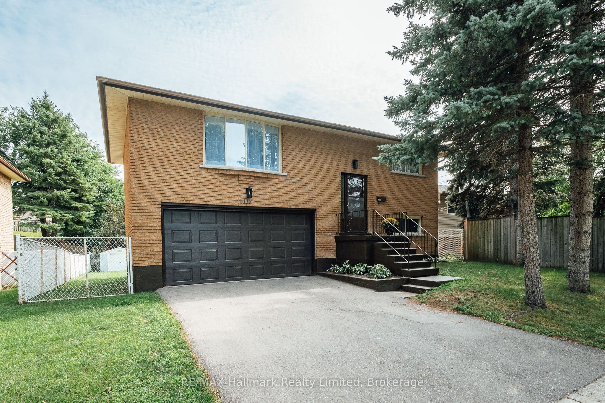 117 Old Country Drive, Kitchener, ON N2E 1S4