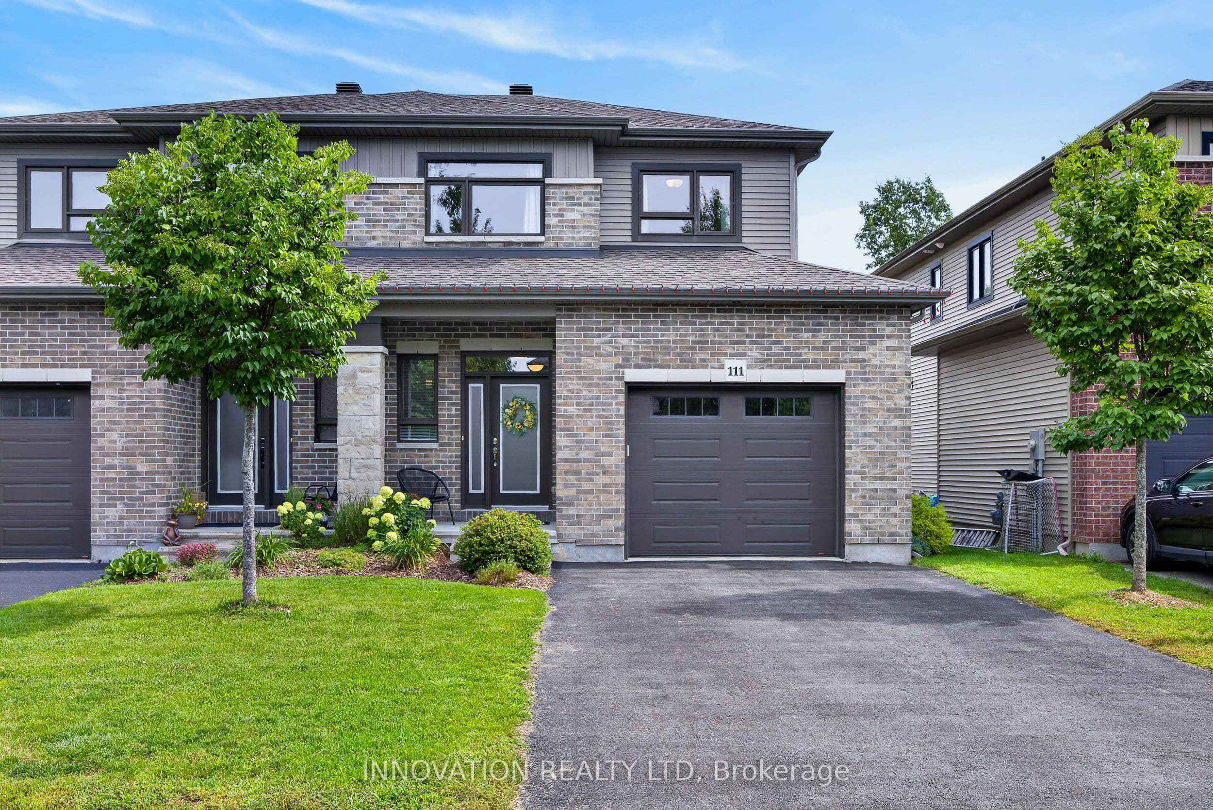 111 Dulmage Crescent, Carleton Place, ON K7C 2G3