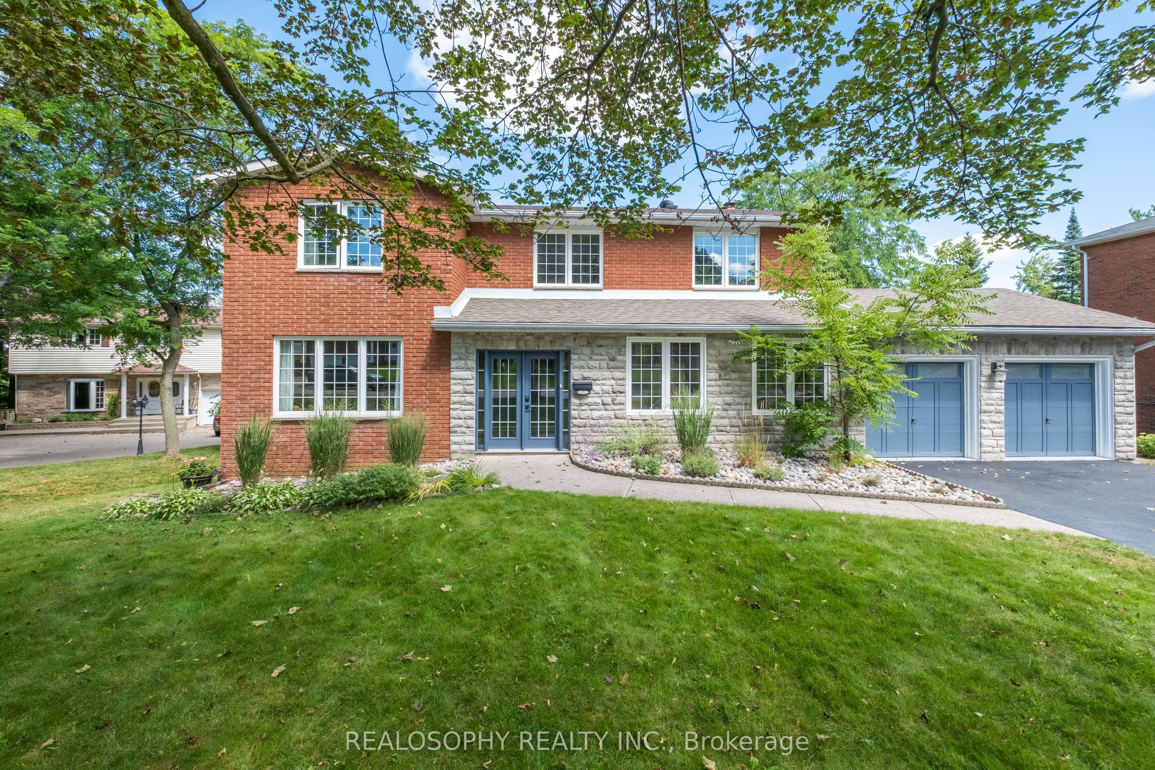 22 Murray Street, Barrie, ON L4N 2X2