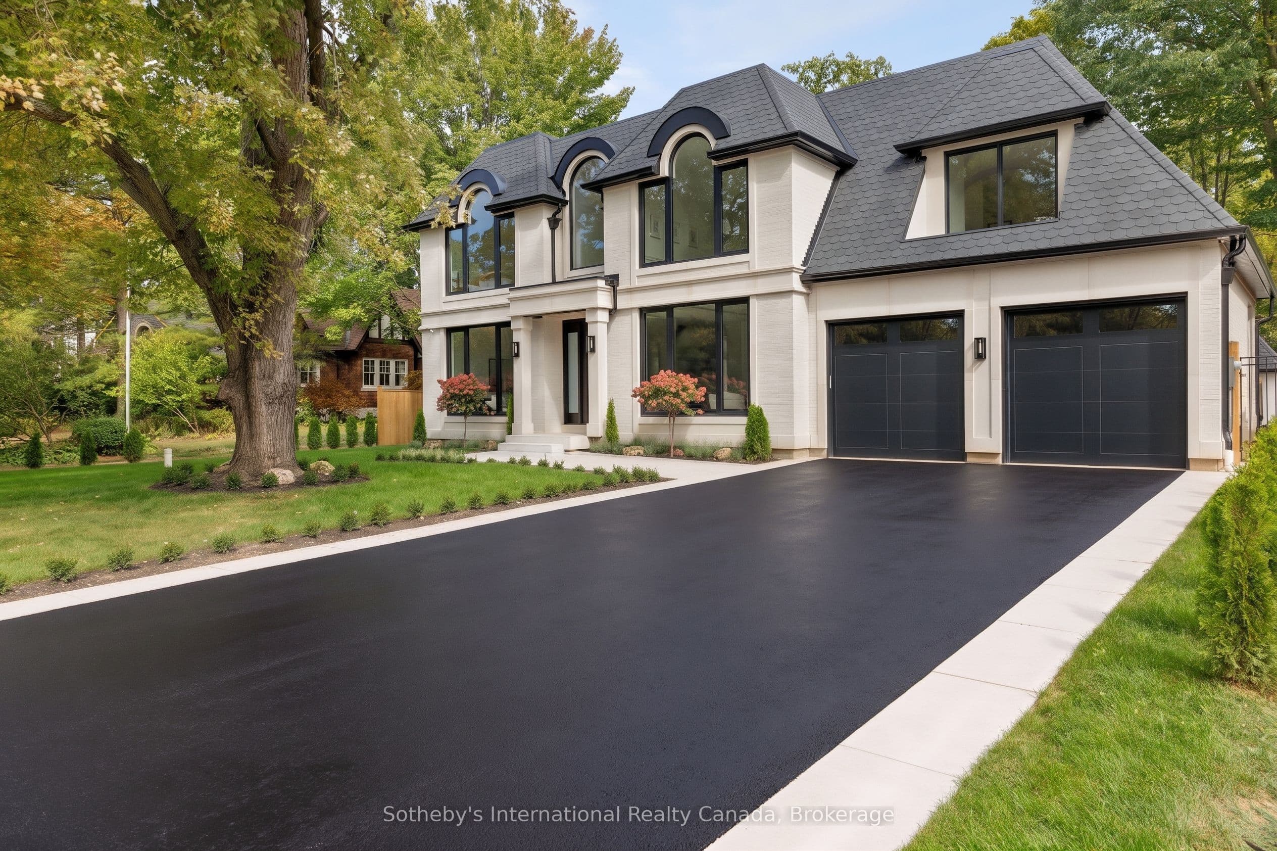 123 Tavistock Square, Oakville, ON L6K 2V1
