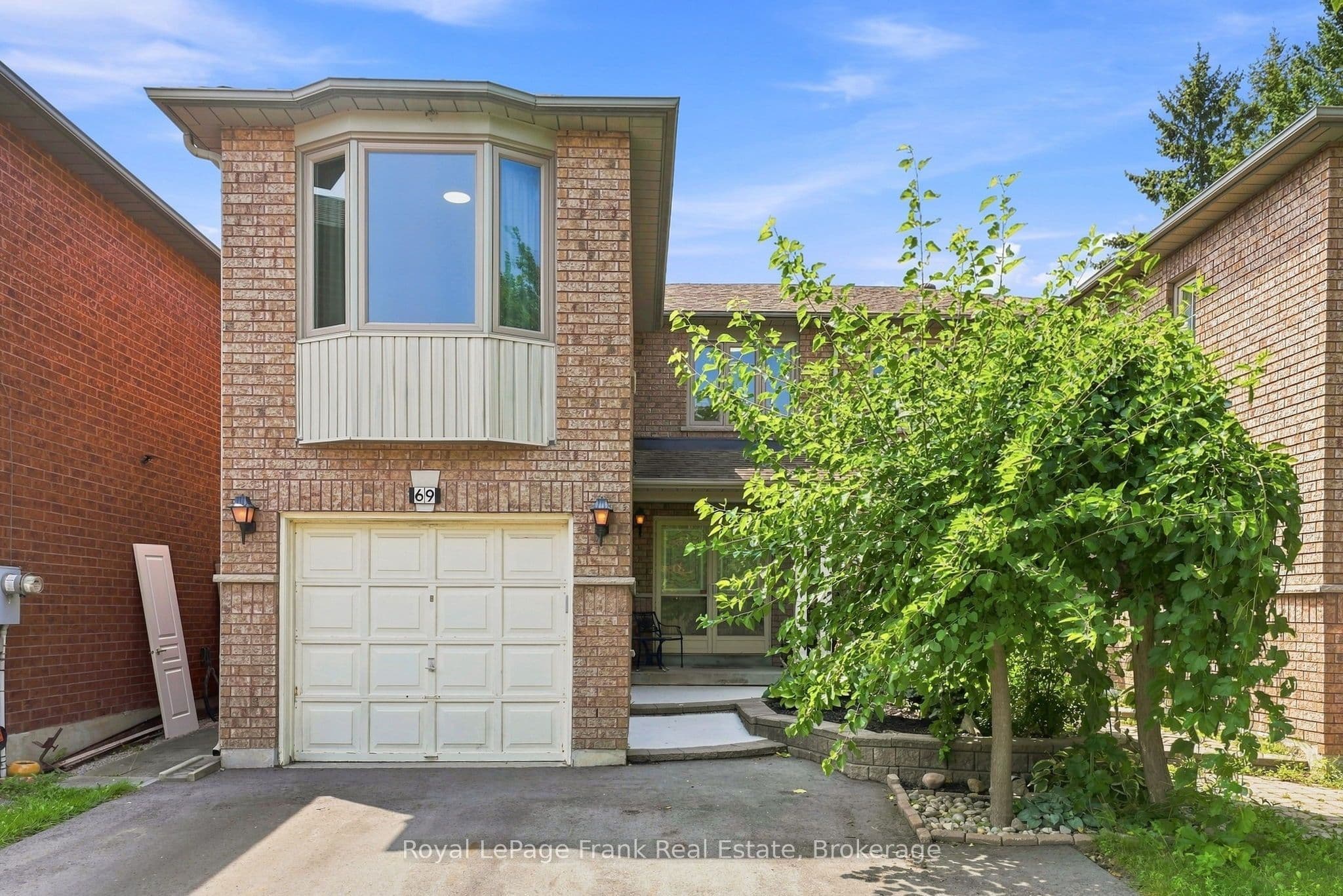 69 Alberta Drive, Vaughan, ON L4K 4X4