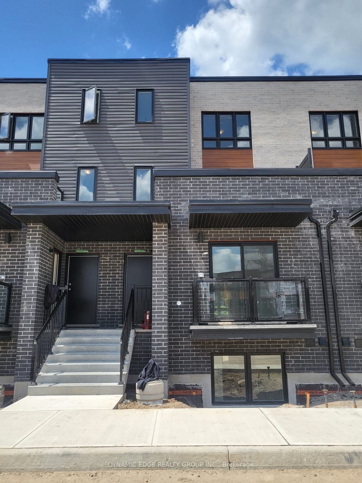 235 Chapel Hill Drive 25, Kitchener, ON N2R 0S4