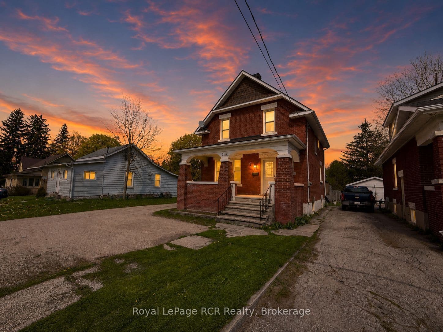 605 7th Avenue, Hanover, ON N4N 2J9