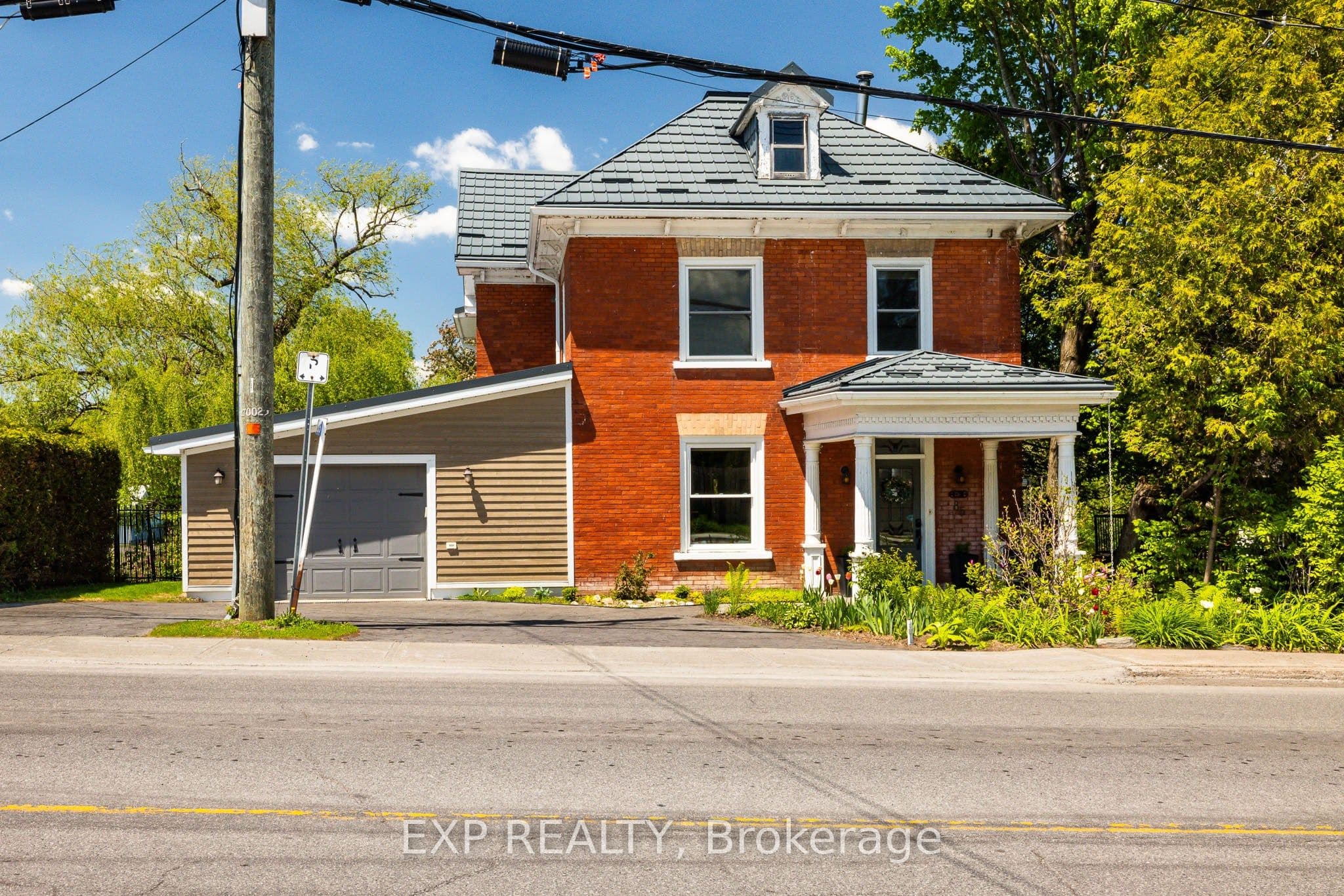 85 South Street, Lanark Highlands, ON K0G 1K0