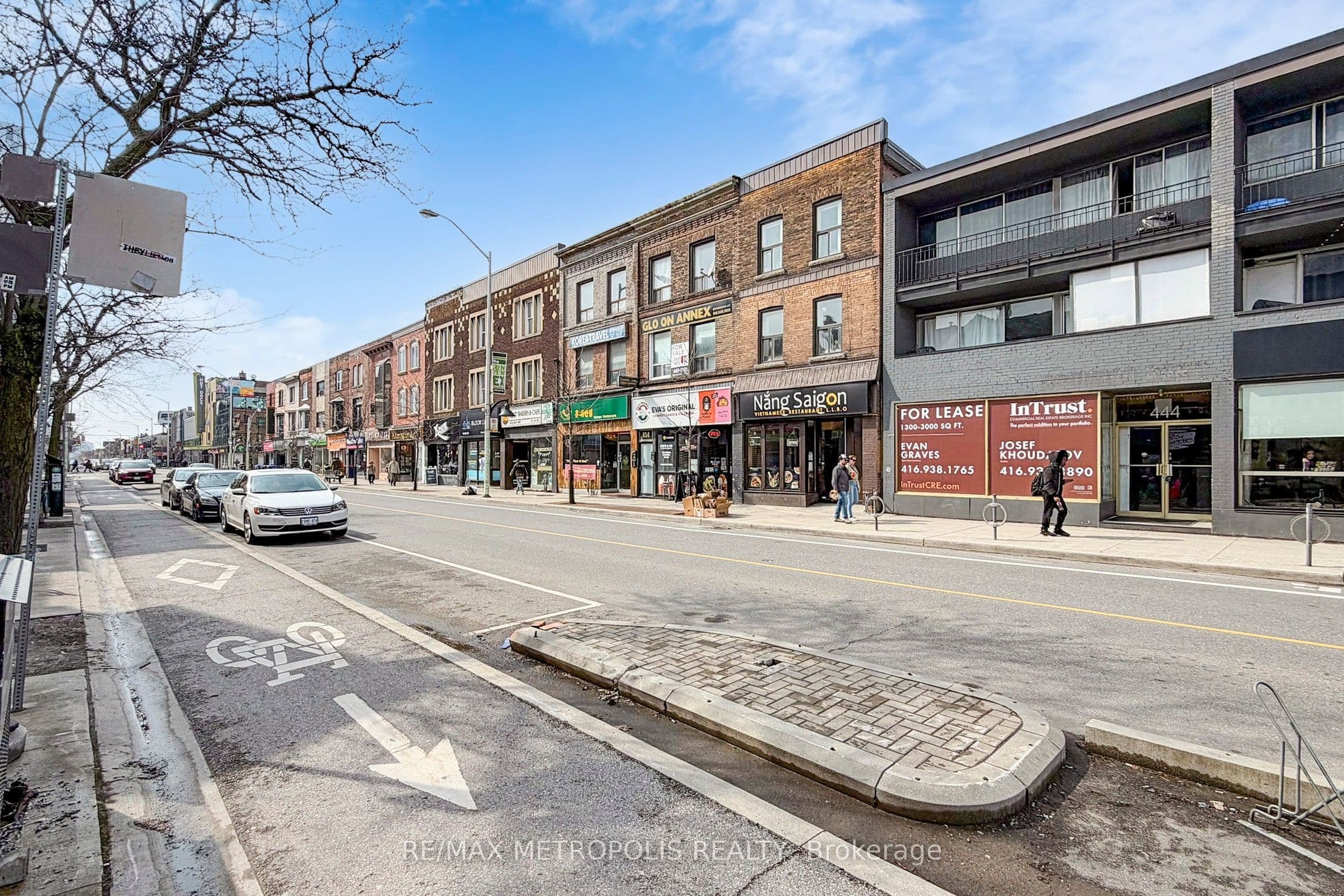 460 - 464 Bloor Street W, Toronto, ON M5S 1X8