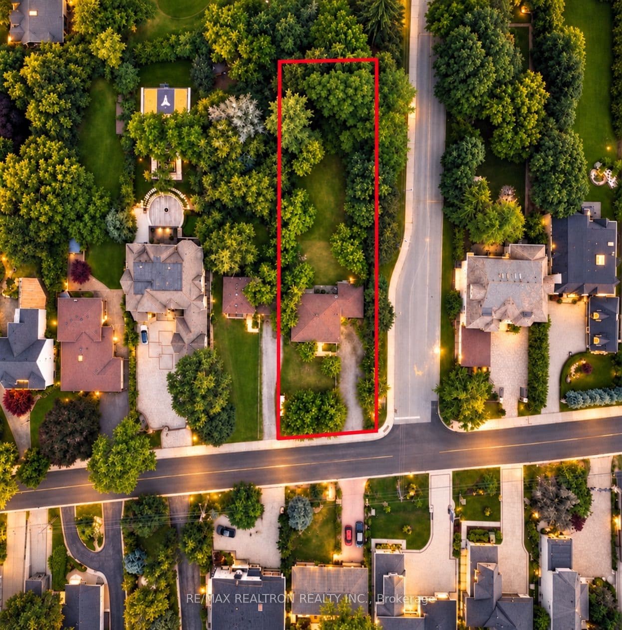 108 Garden Avenue, Richmond Hill, ON L4C 6M1