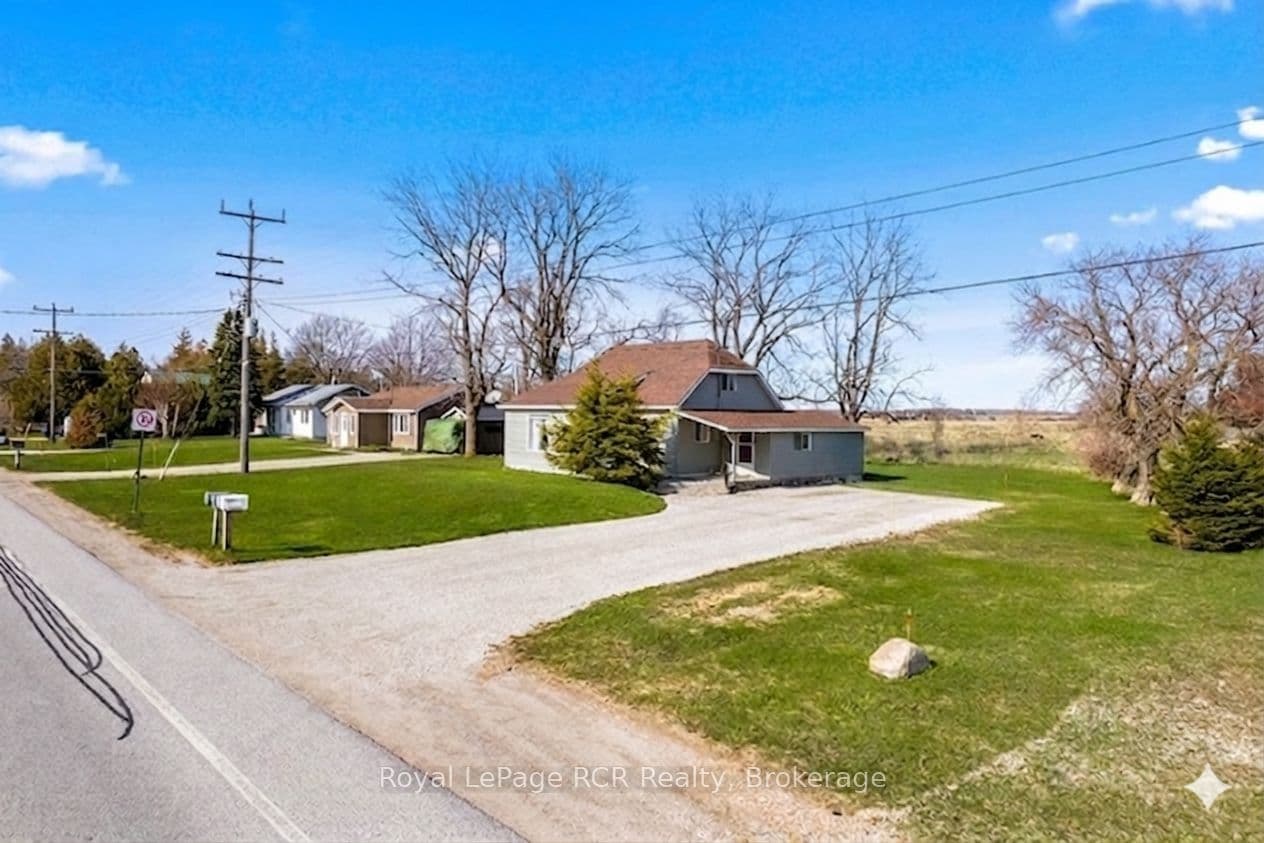 2882 6 Highway, Northern Bruce Peninsula, ON N0H 1W0
